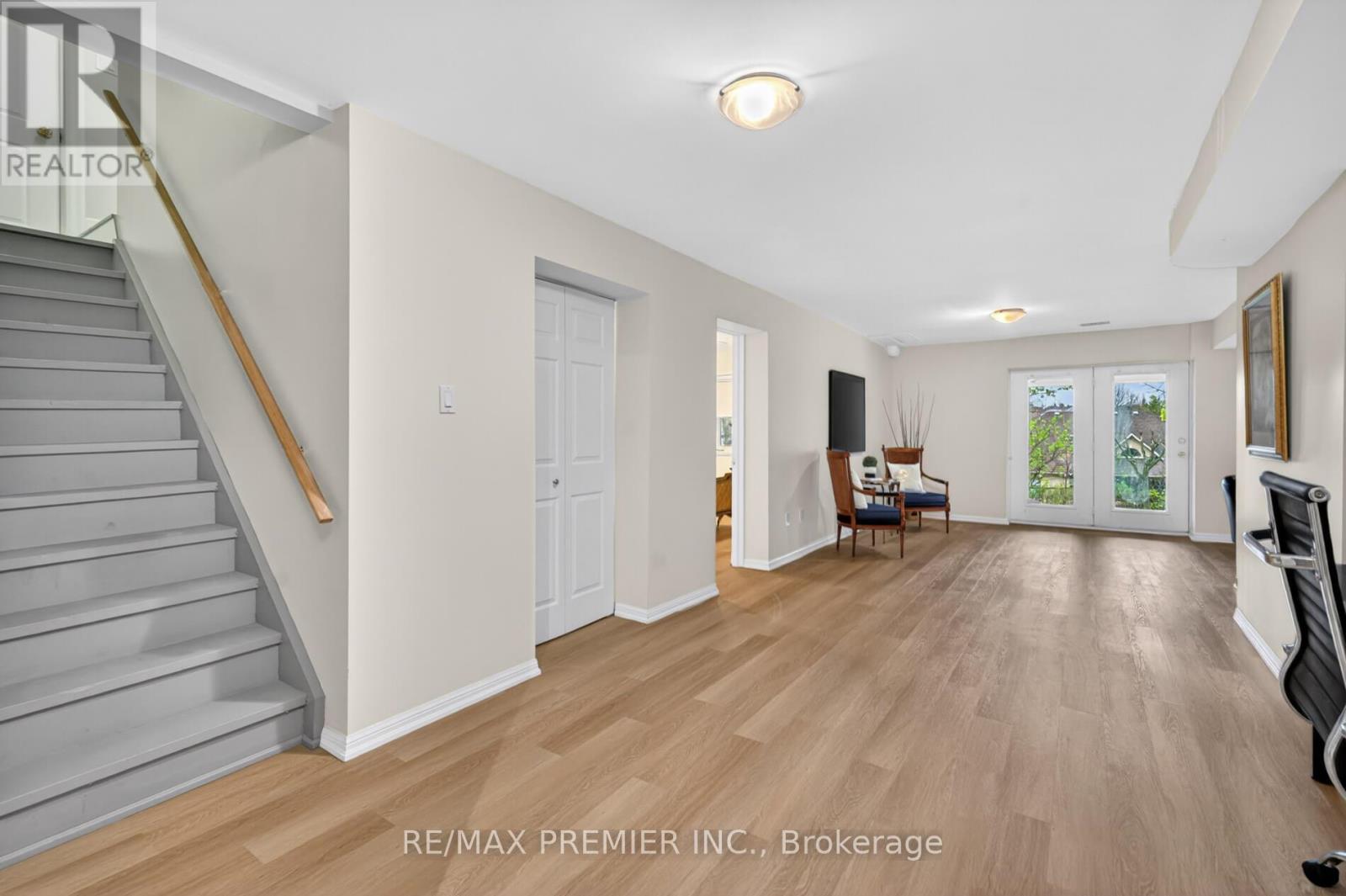 46 Deerchase Circle, Vaughan, Ontario  L4H 1B4 - Photo 36 - N13099360