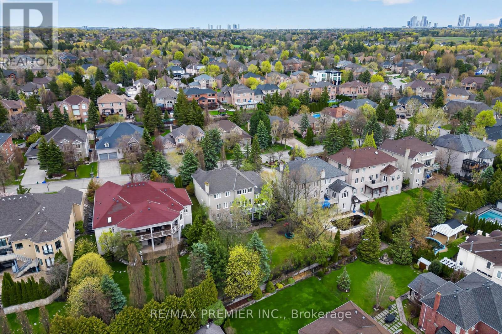 46 Deerchase Circle, Vaughan, Ontario  L4H 1B4 - Photo 49 - N13099360