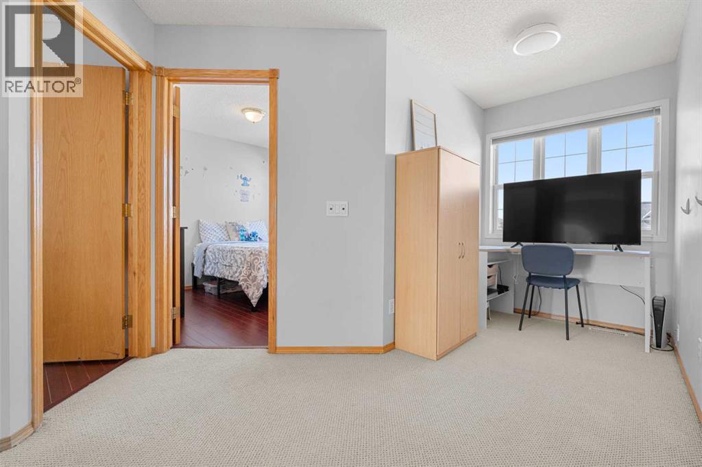 136 Coral Springs Landing Ne, Calgary, Alberta  T3J 3T5 - Photo 19 - A2295705