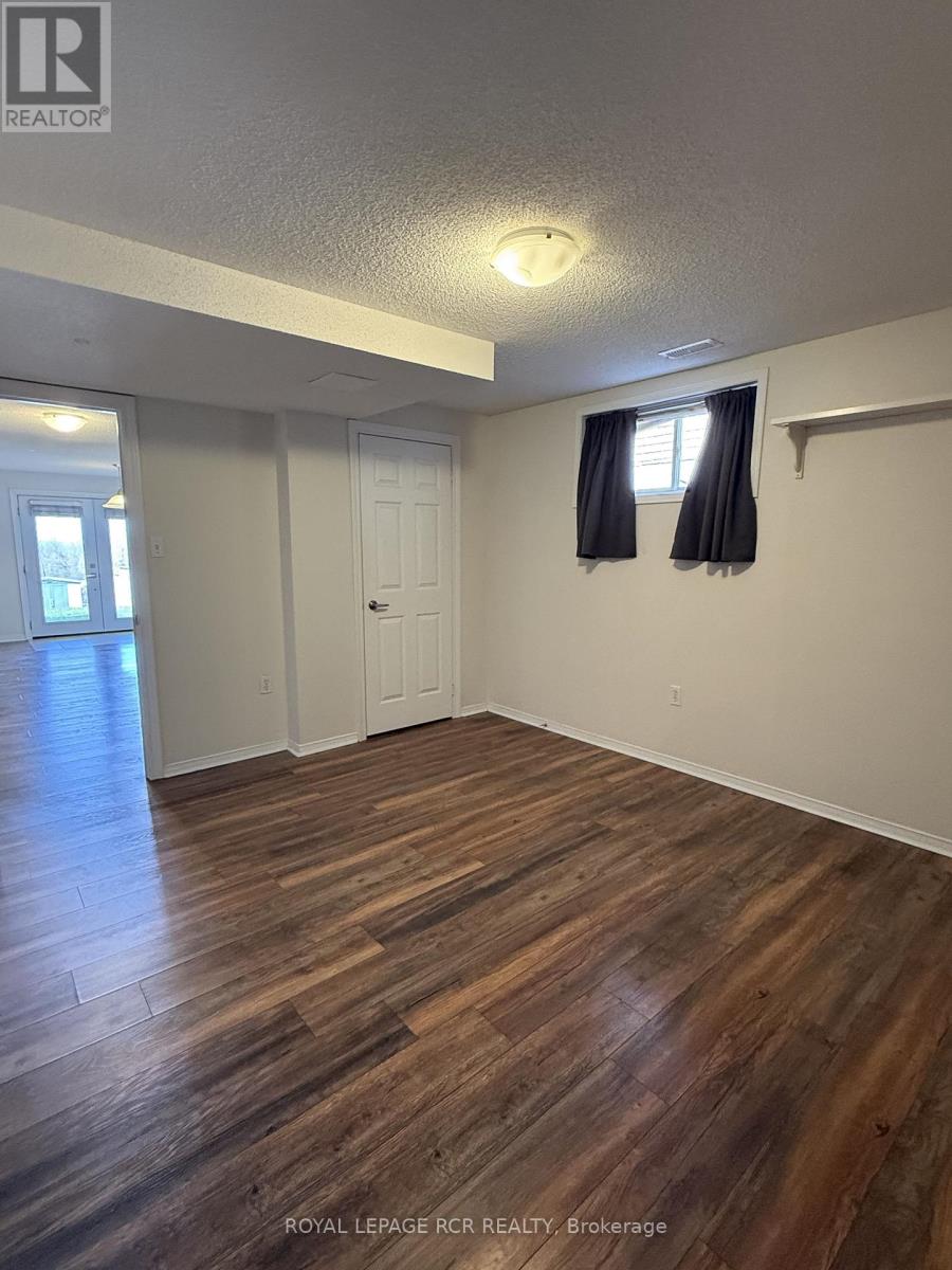 60 Sundew Drive, Barrie, Ontario  L4N 9L8 - Photo 12 - S13099298