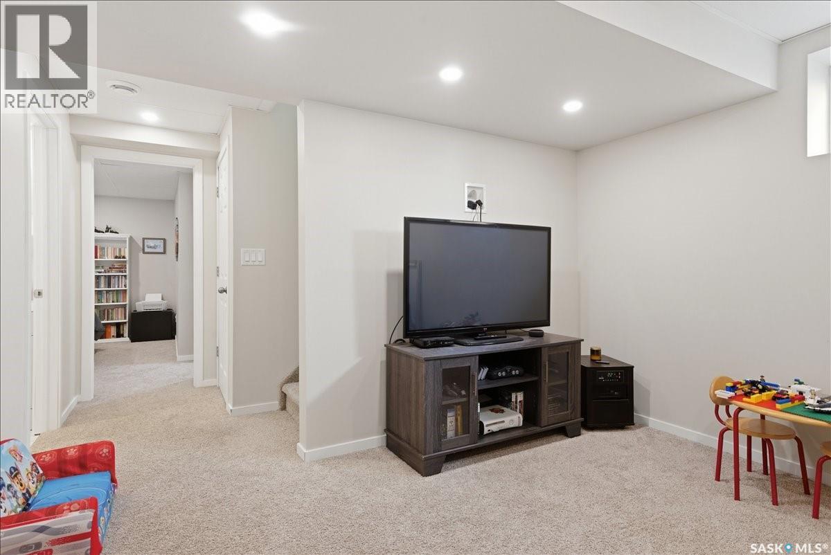 3684 Green Moss Lane, Regina, Saskatchewan  S4V 1P6 - Photo 25 - SK035314