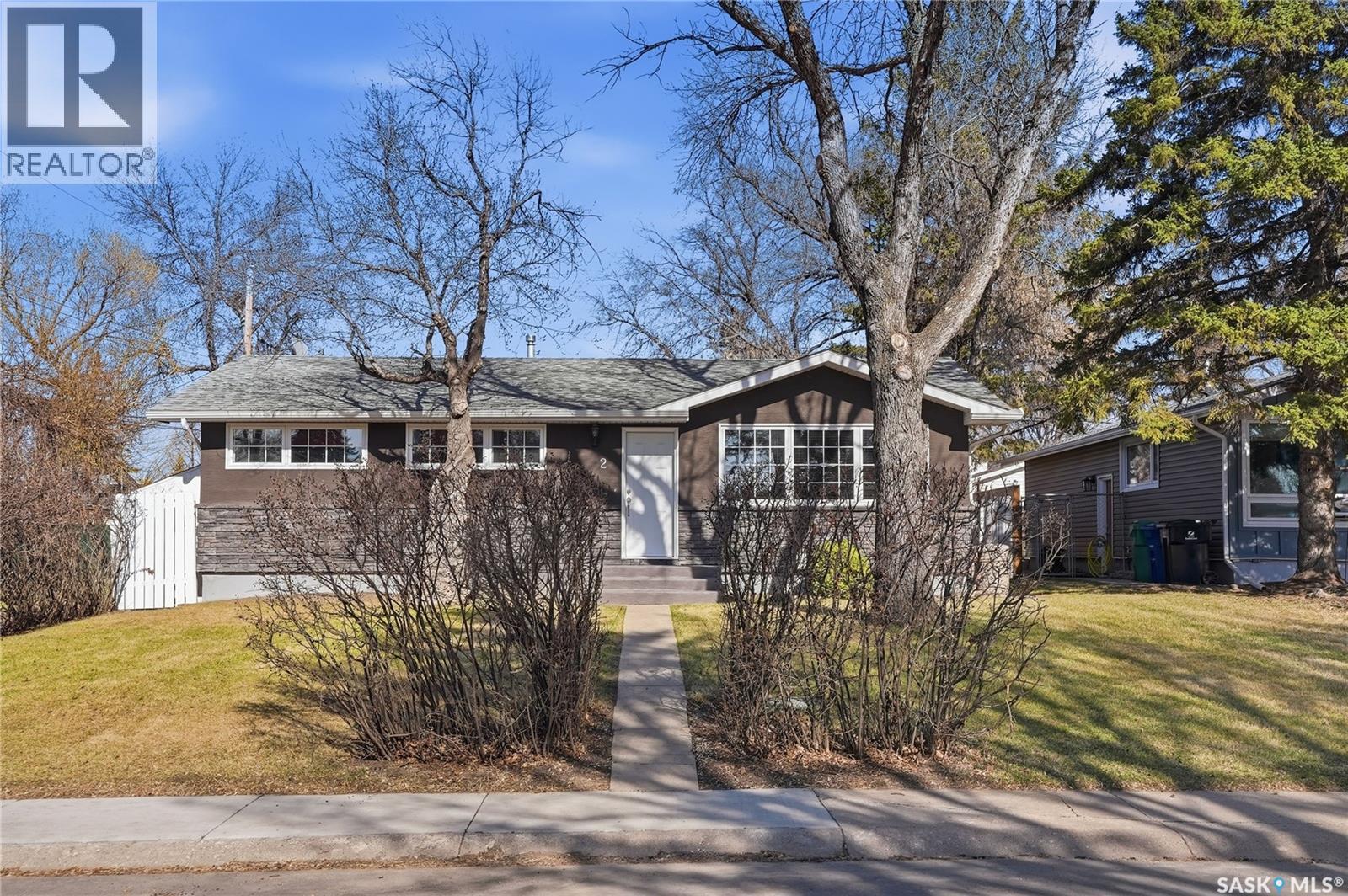 2 Hardy Crescent, Saskatoon, Saskatchewan  S7H 3E7 - Photo 1 - SK035303