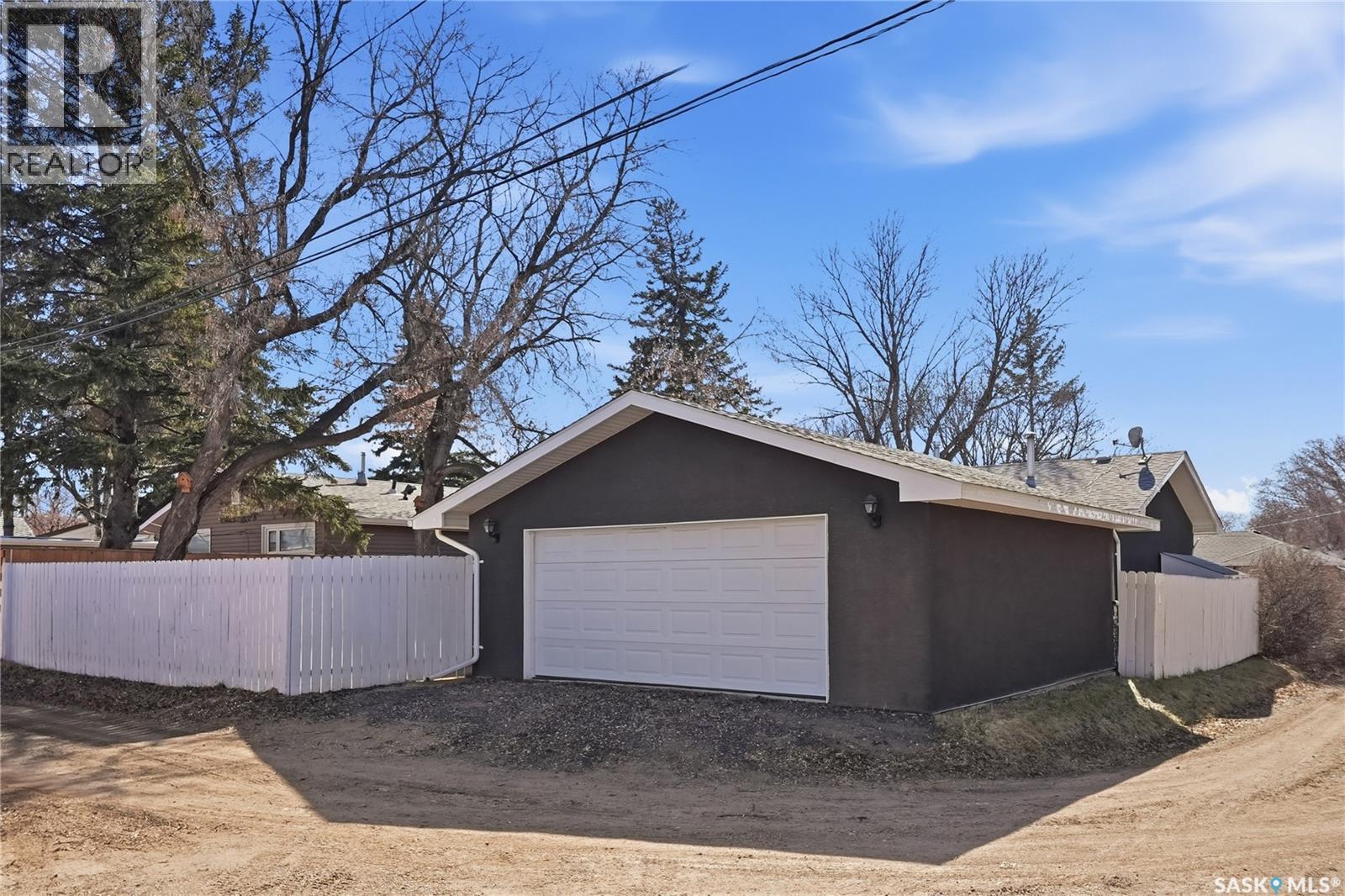 2 Hardy Crescent, Saskatoon, Saskatchewan  S7H 3E7 - Photo 40 - SK035303