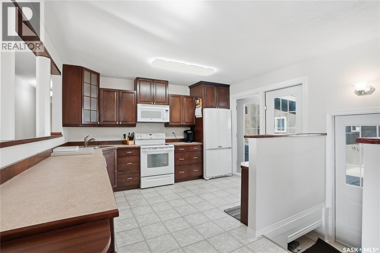 2 Hardy Crescent, Saskatoon, Saskatchewan  S7H 3E7 - Photo 9 - SK035303