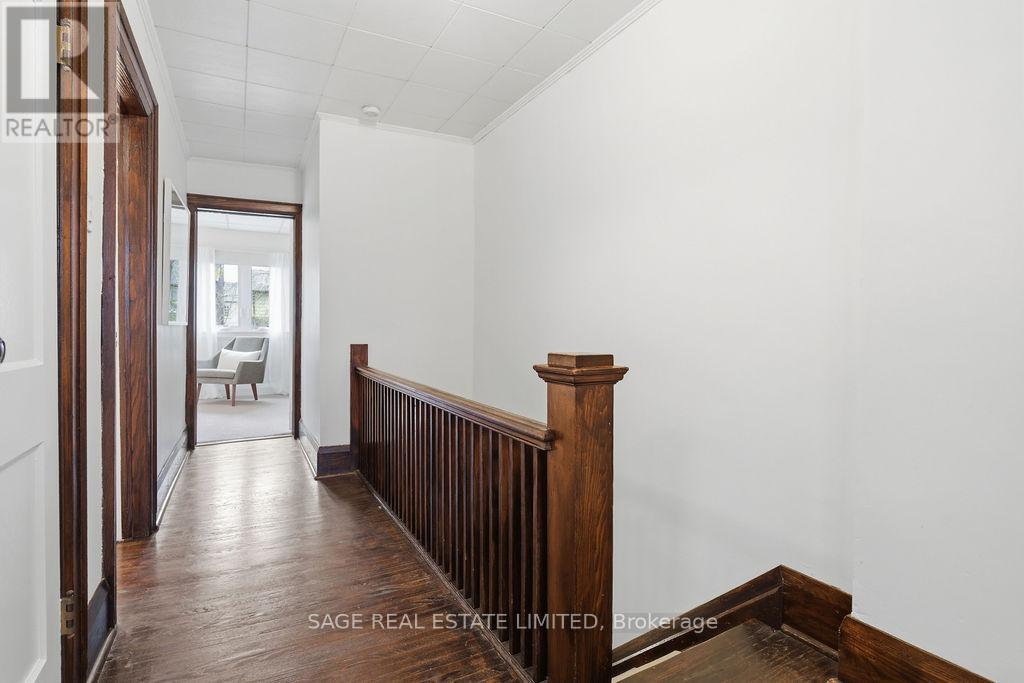 96 Silverthorn Avenue, Toronto, Ontario  M6N 3K1 - Photo 15 - W13099340