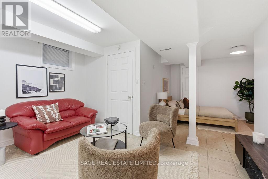 96 Silverthorn Avenue, Toronto, Ontario  M6N 3K1 - Photo 30 - W13099340