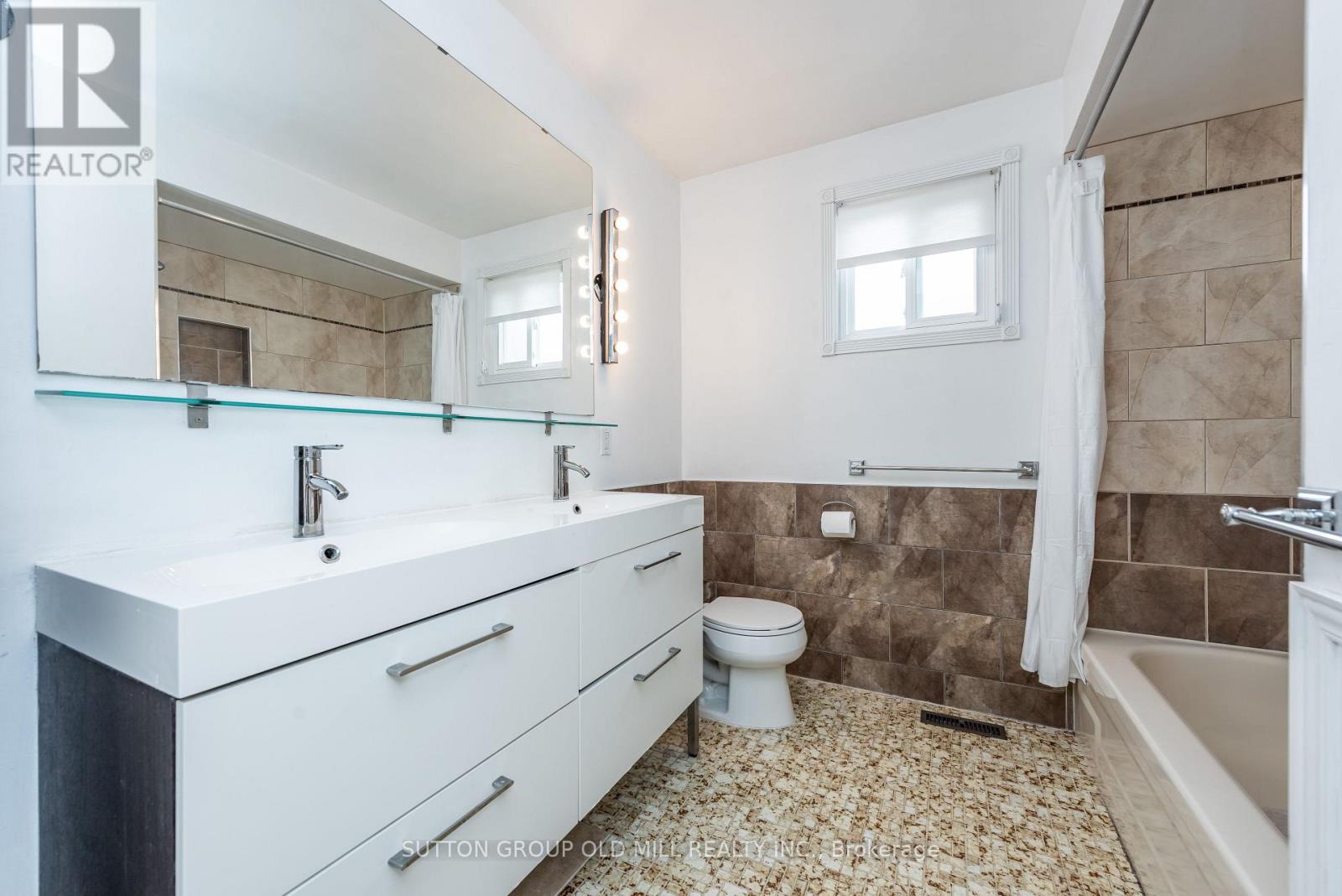 1603 Dewberry Crescent, Mississauga, Ontario  L4W 3B6 - Photo 17 - W13099394