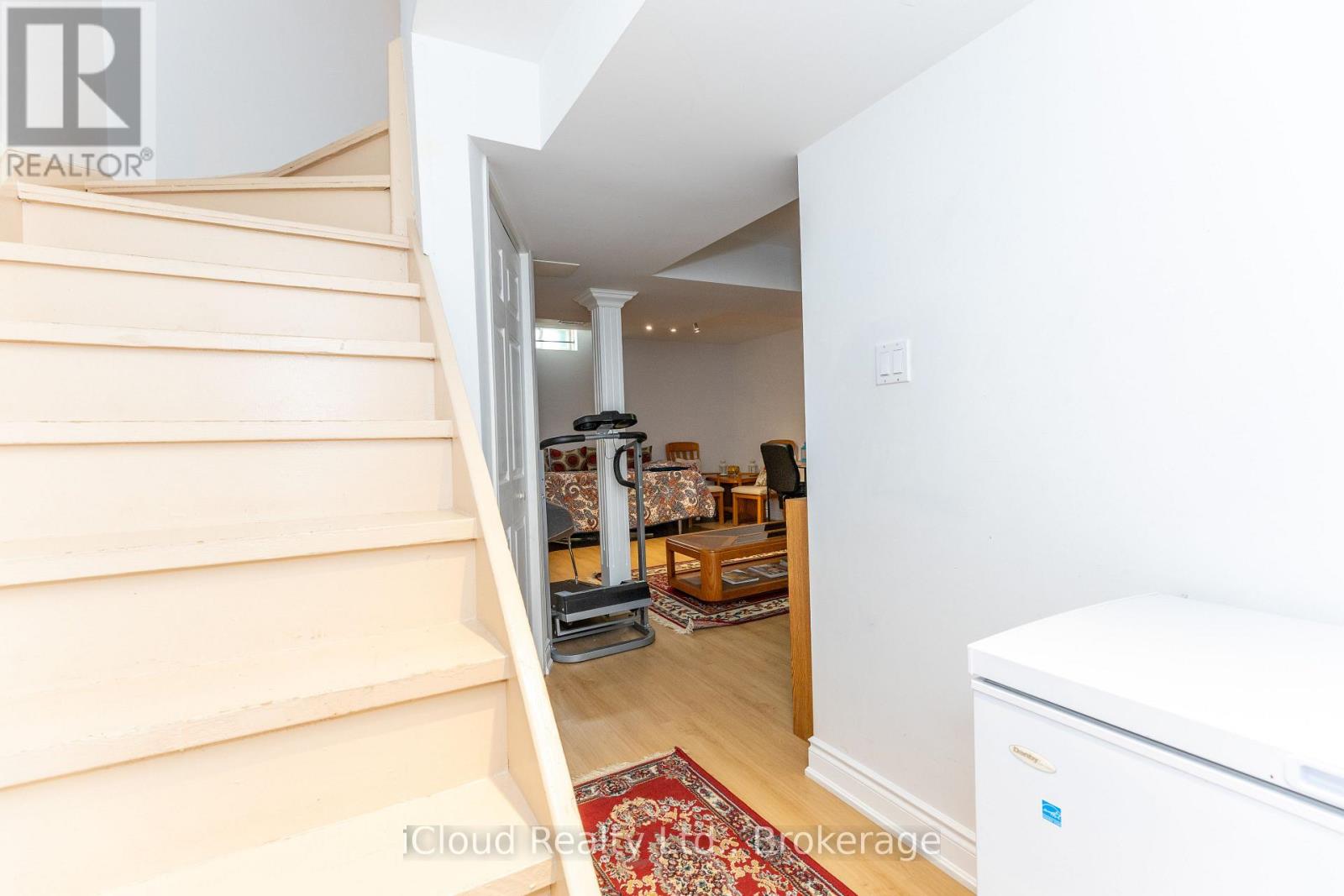 3842 Ridgepoint Way, Mississauga, Ontario  L5N 7T9 - Photo 37 - W13099400