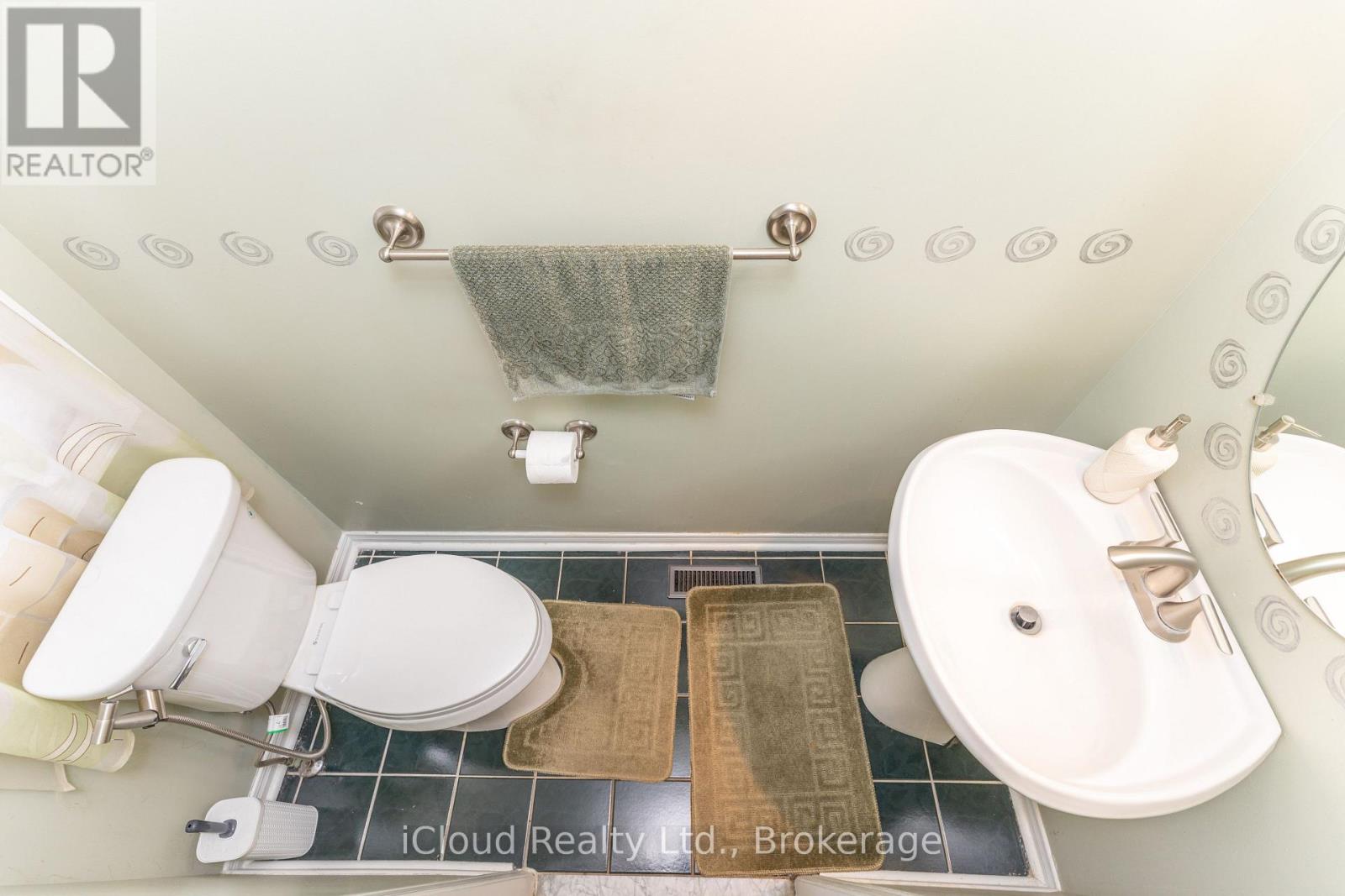 3842 Ridgepoint Way, Mississauga, Ontario  L5N 7T9 - Photo 5 - W13099400