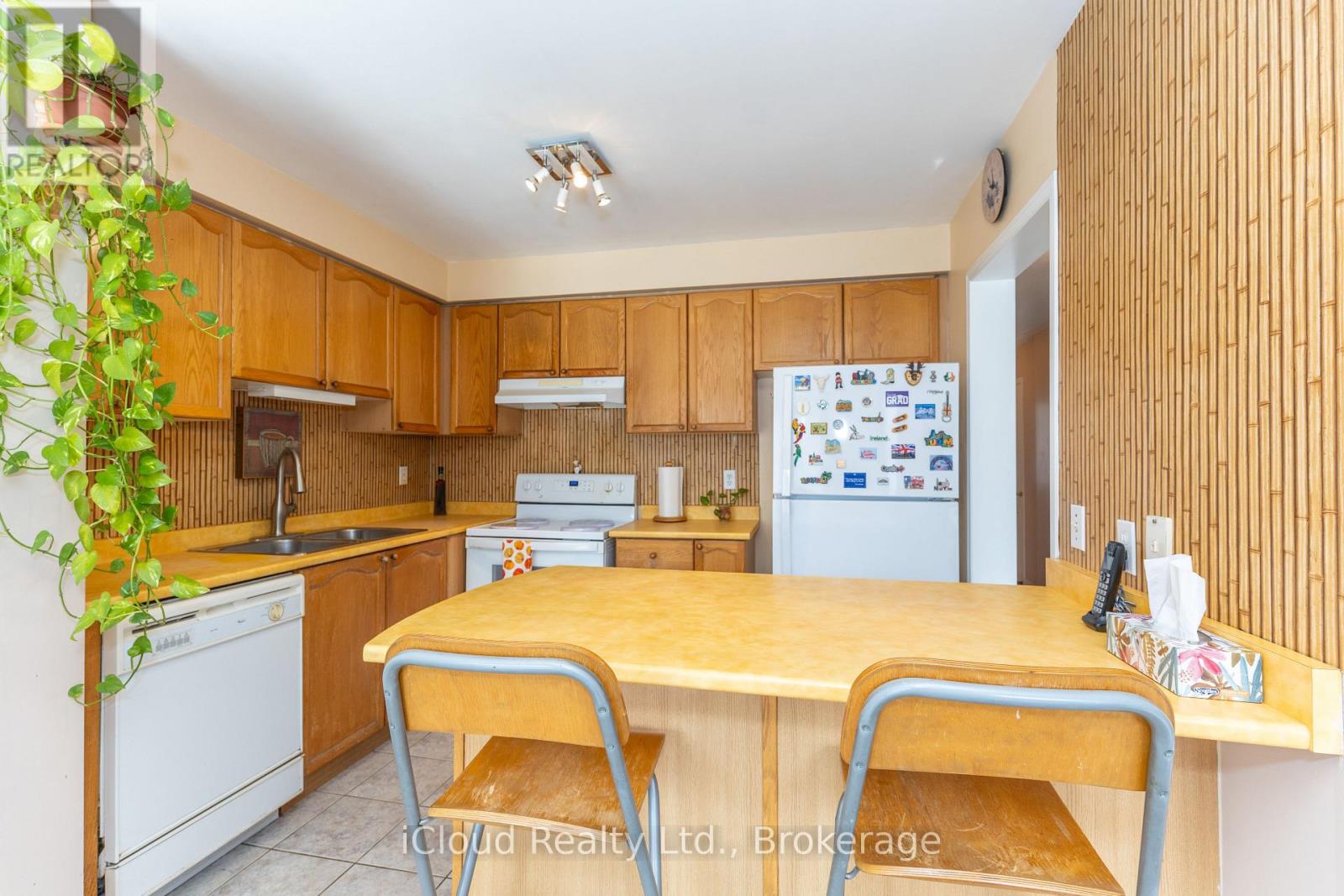 3842 Ridgepoint Way, Mississauga, Ontario  L5N 7T9 - Photo 7 - W13099400