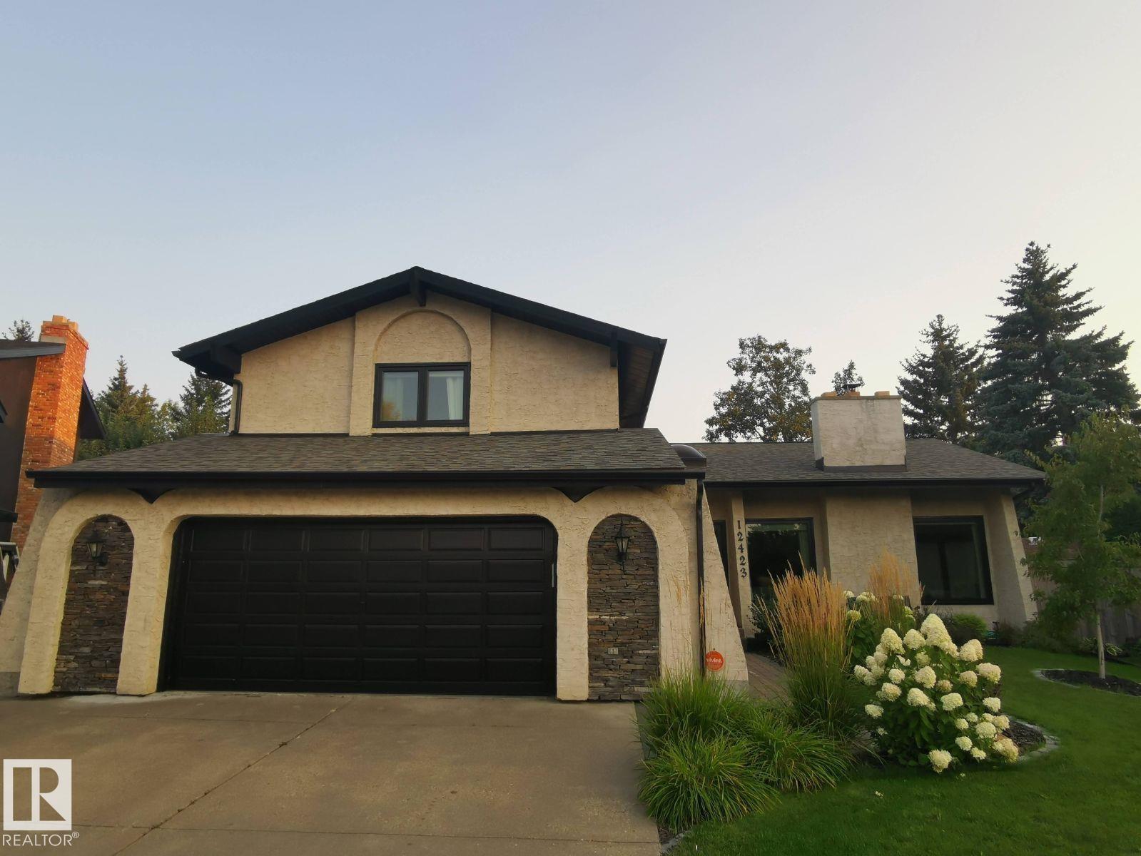 12423 28a Av Nw, Edmonton, Alberta  T6J 4L5 - Photo 2 - E4486388