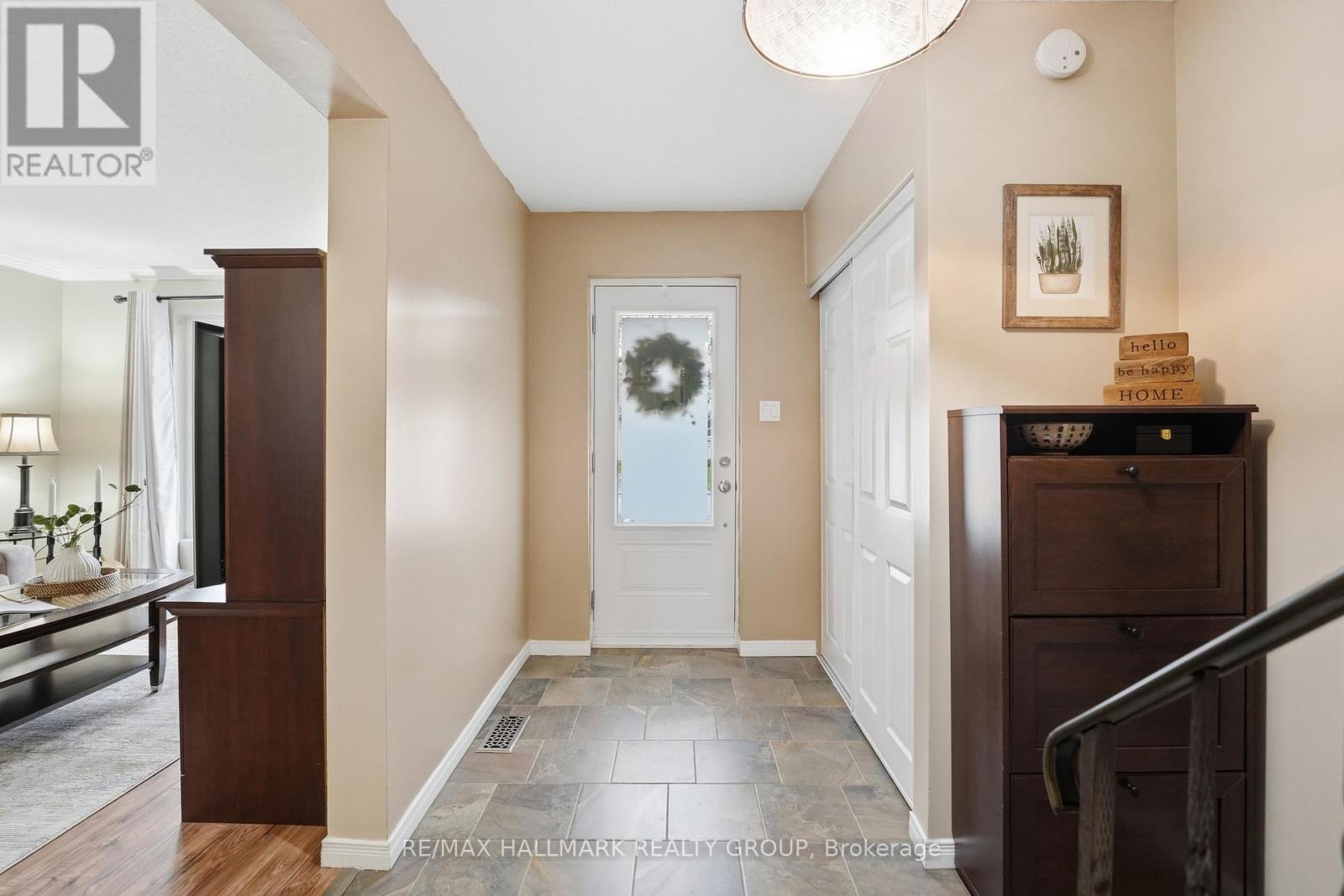 59 - 2336 Orient Park Drive, Ottawa, Ontario  K1B 4N5 - Photo 2 - X13099278