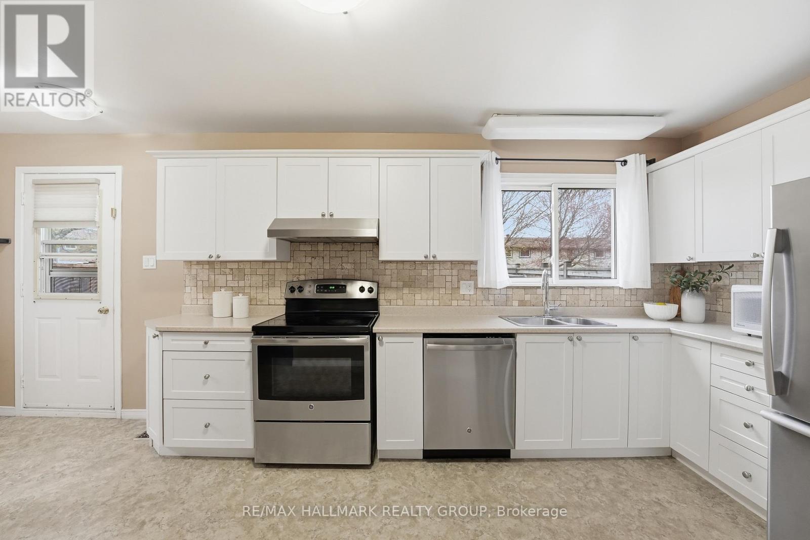 59 - 2336 Orient Park Drive, Ottawa, Ontario  K1B 4N5 - Photo 8 - X13099278