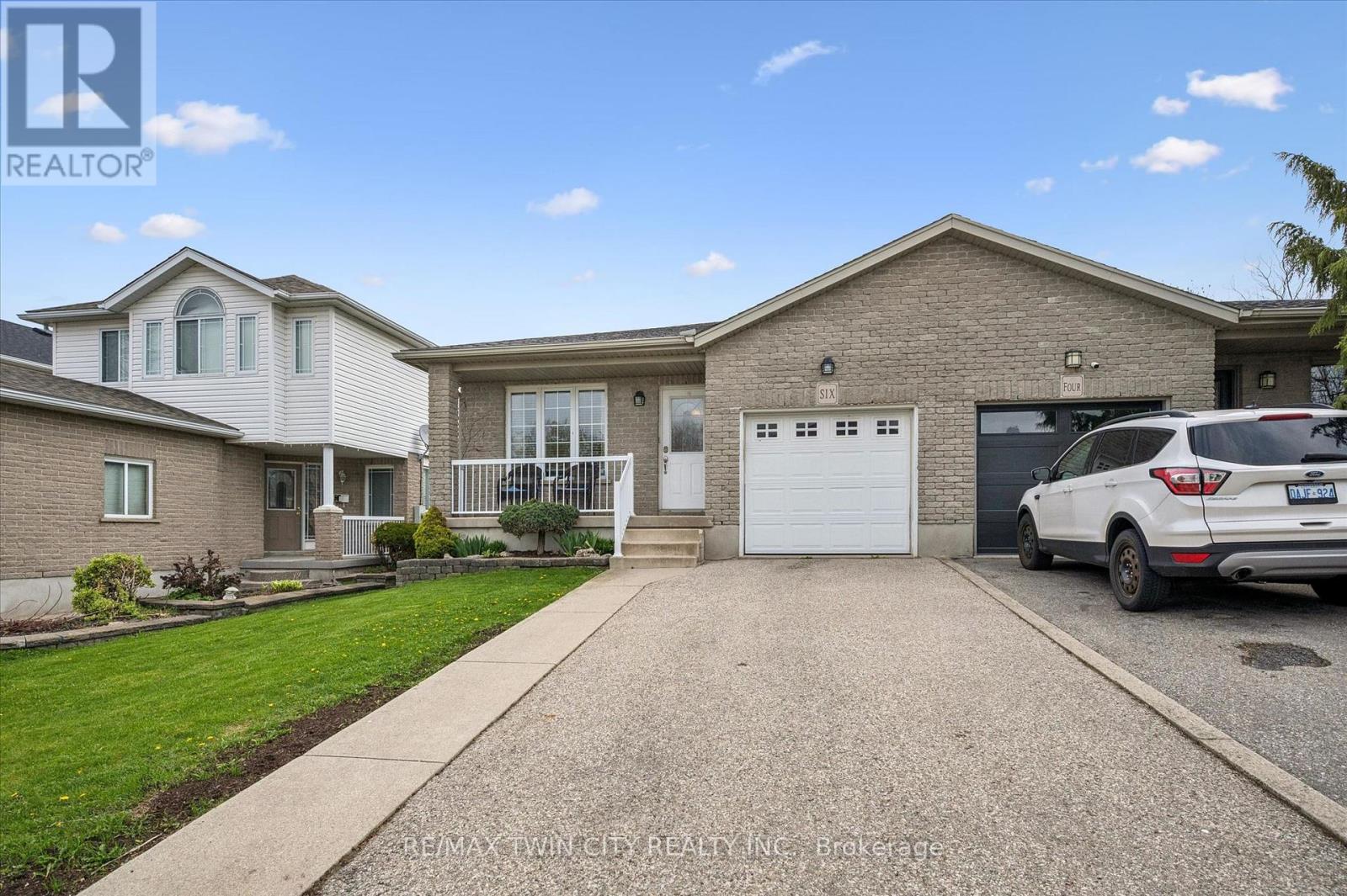 6 MOSSER DRIVE, Cambridge, Ontario