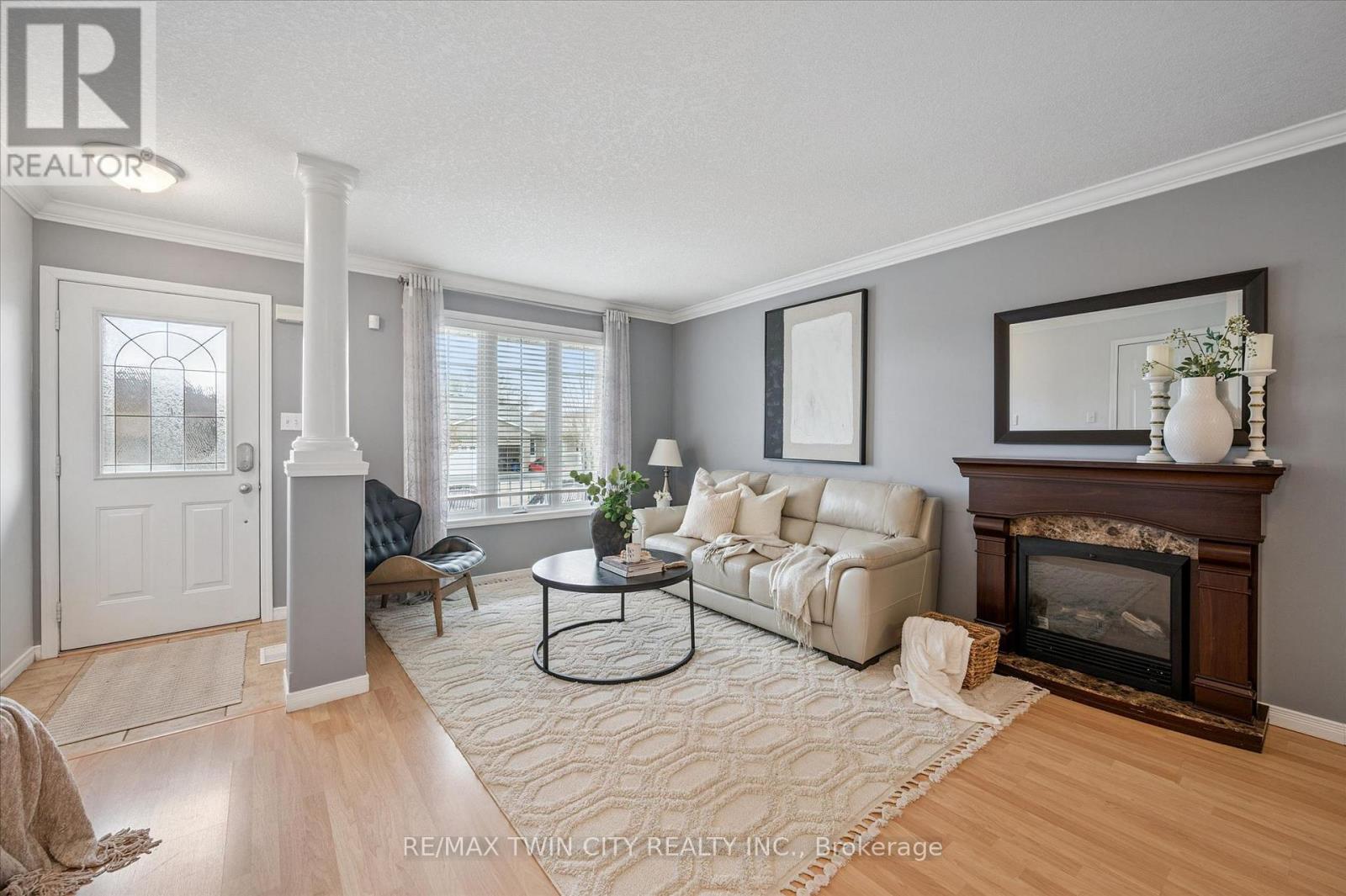 6 Mosser Drive, Cambridge, Ontario  N1P 1H9 - Photo 3 - X13099362