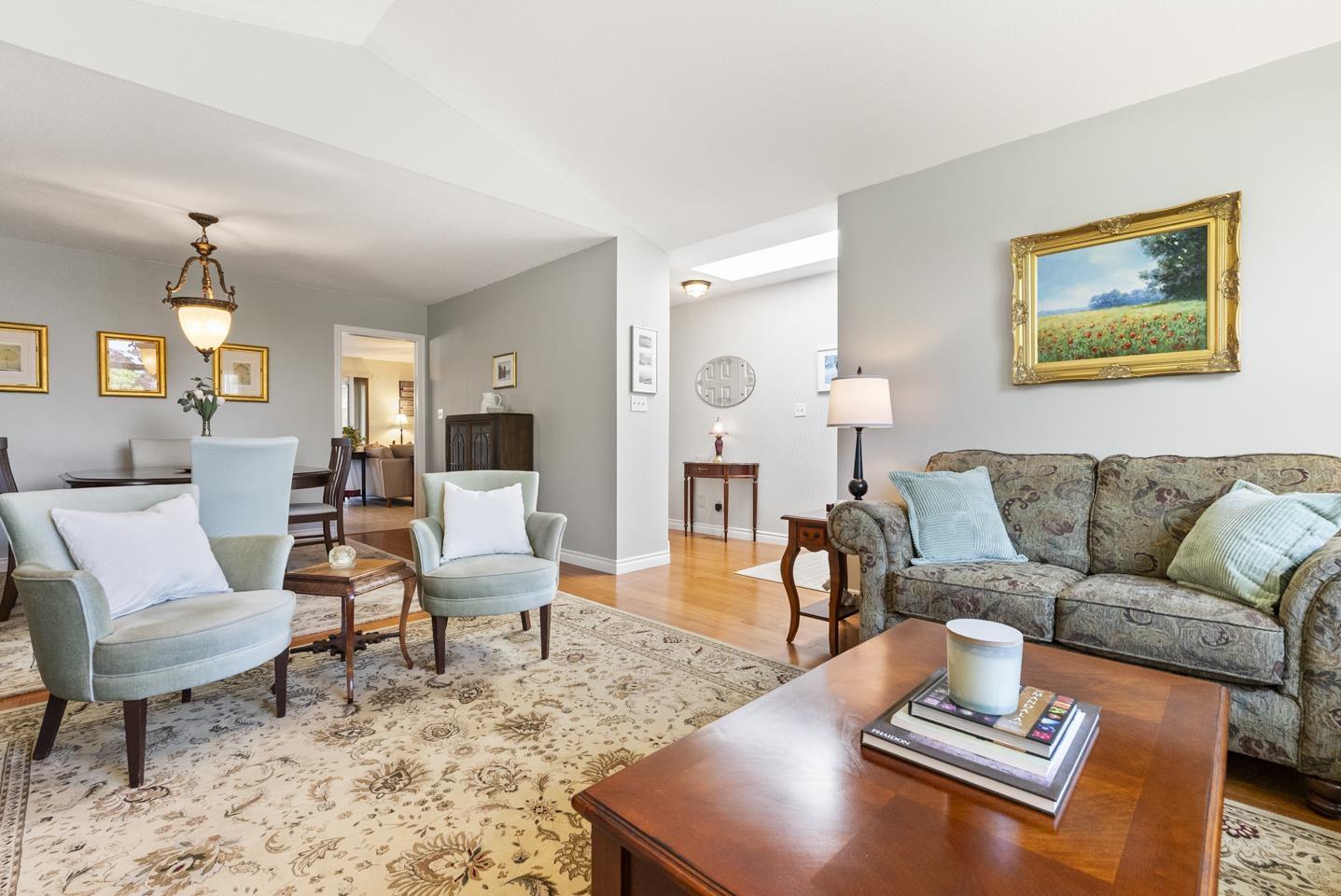 9109 160a Street, Surrey, British Columbia  V4N 3A6 - Photo 4 - R3119744
