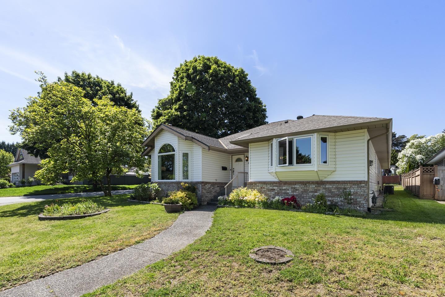 9109 160a Street, Surrey, British Columbia  V4N 3A6 - Photo 37 - R3119744