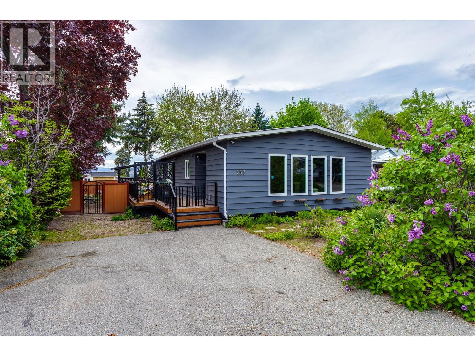 2001 Highway 97 S Unit# 257, West Kelowna, British Columbia  V1Z 3E3 - Photo 3 - 10386431