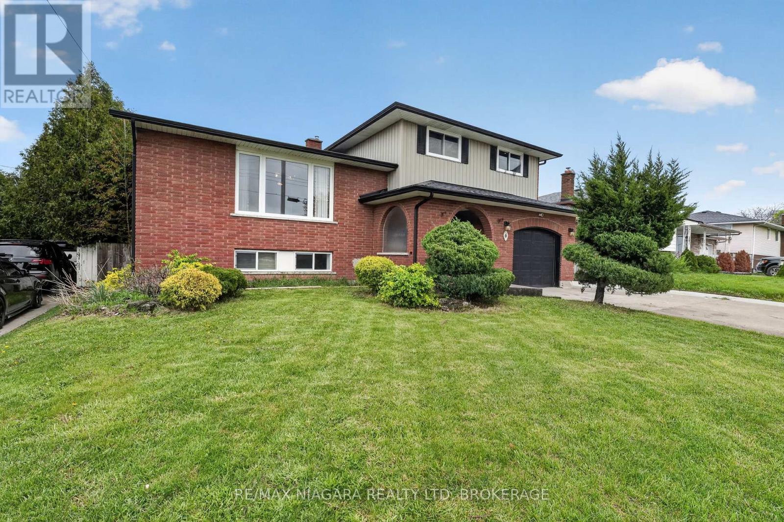 6 Collier Road N, Thorold, Ontario  L2V 2W9 - Photo 2 - X13095544