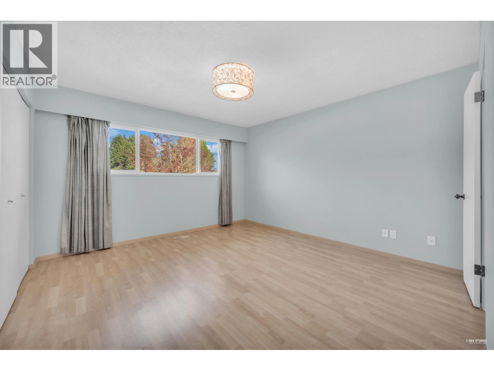 4249 Barker Avenue, Burnaby, British Columbia  V5G 3C3 - Photo 16 - R3121018
