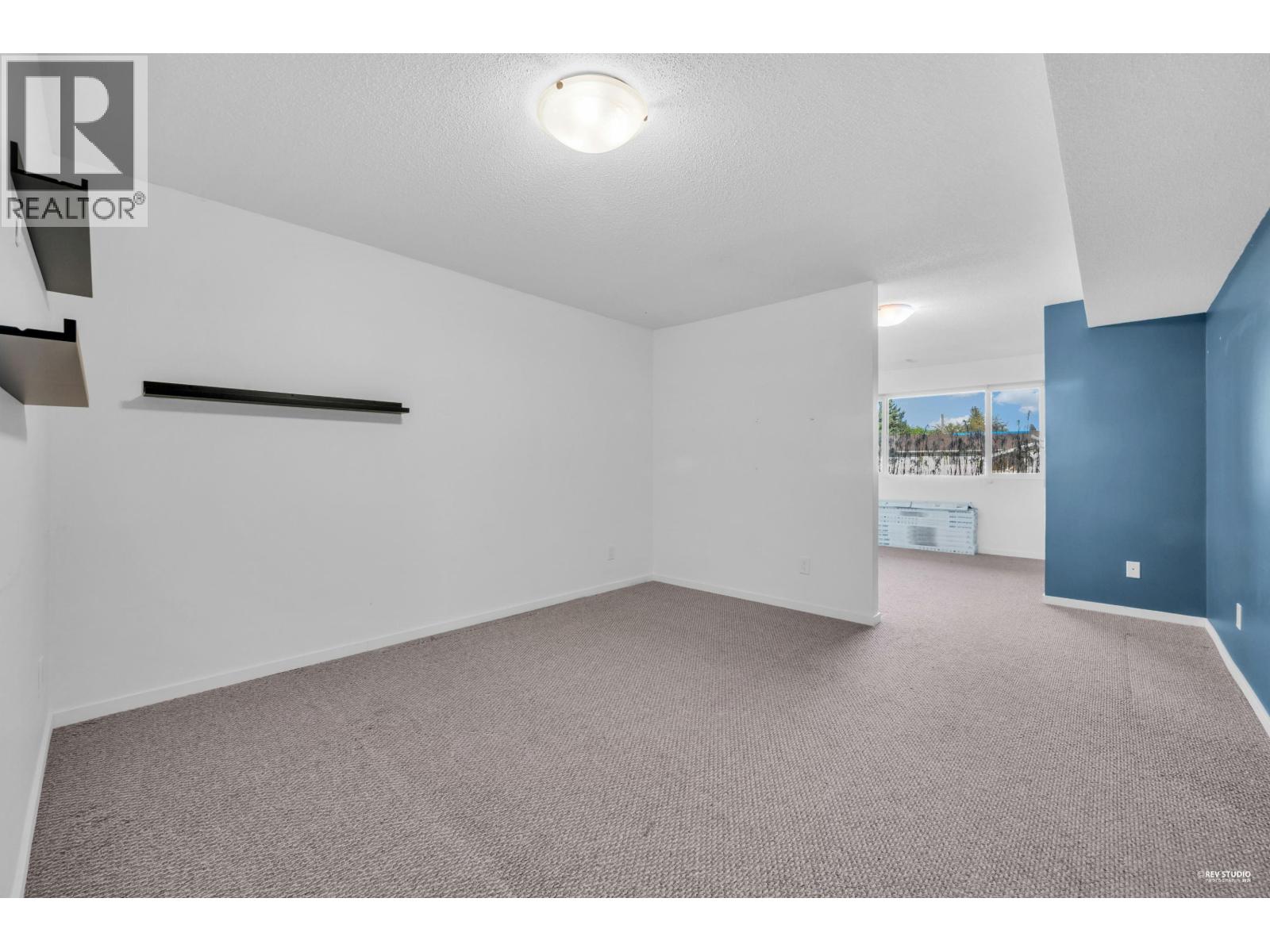 4249 Barker Avenue, Burnaby, British Columbia  V5G 3C3 - Photo 23 - R3121018
