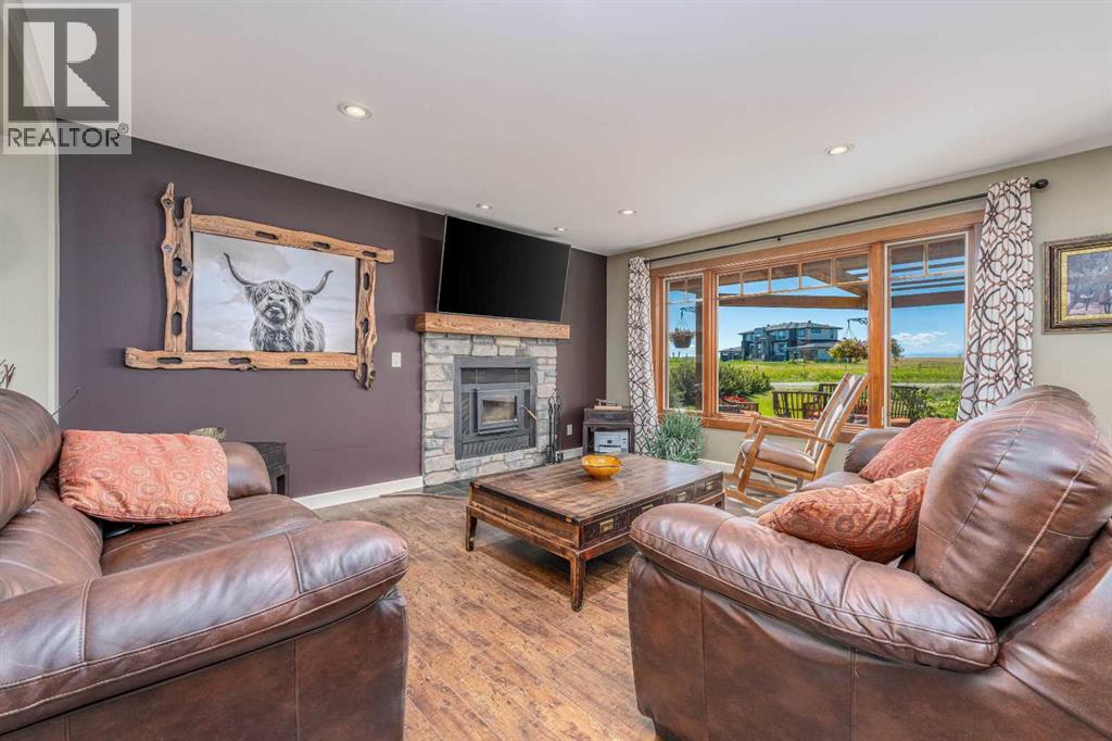 32 Aventerra Way, Rural Rocky View County, Alberta  T3Z 0B1 - Photo 12 - A2291067