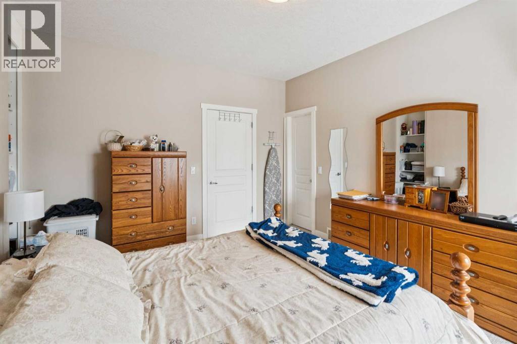 136 Luxstone Place SW, Airdrie, Alberta  T4B 3C2 - Photo 14 - A2300030