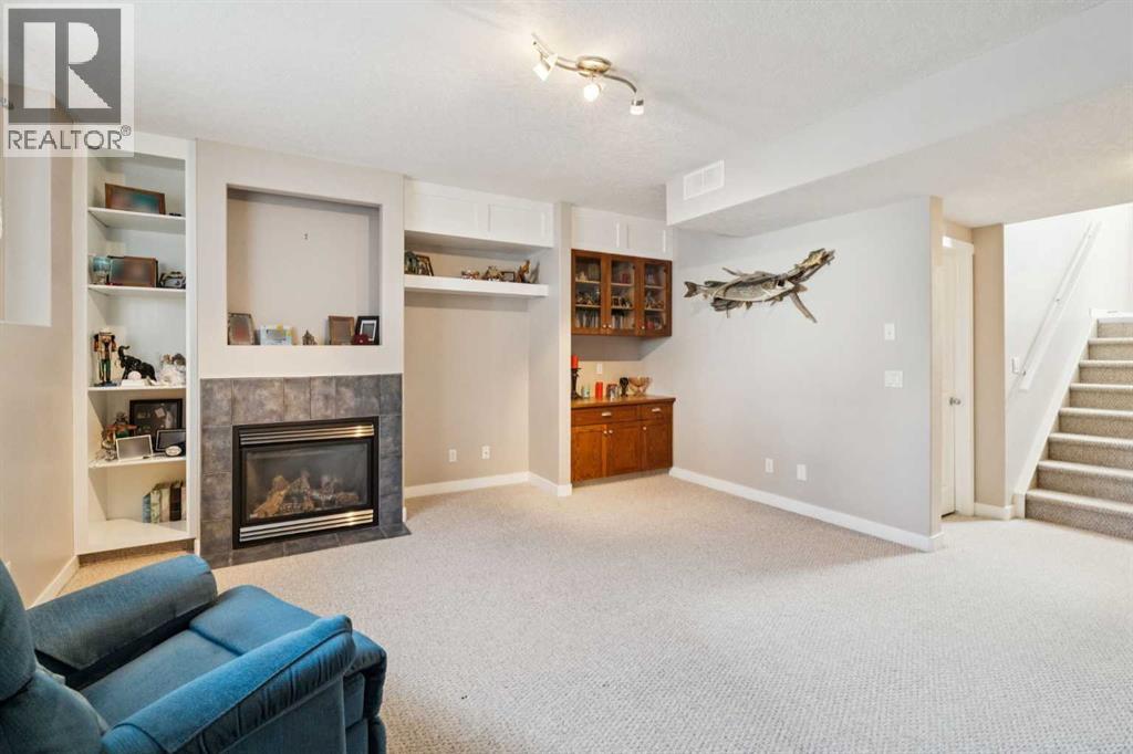 136 Luxstone Place SW, Airdrie, Alberta  T4B 3C2 - Photo 21 - A2300030