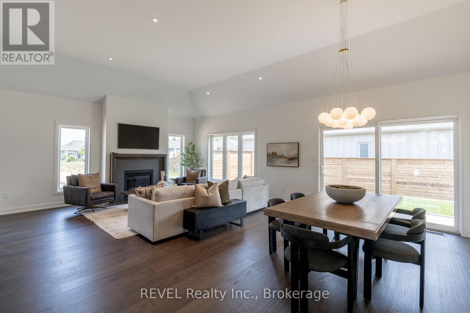 31 Harvest Drive, Niagara-On-The-Lake, Ontario  L0S 1J0 - Photo 13 - X13070078