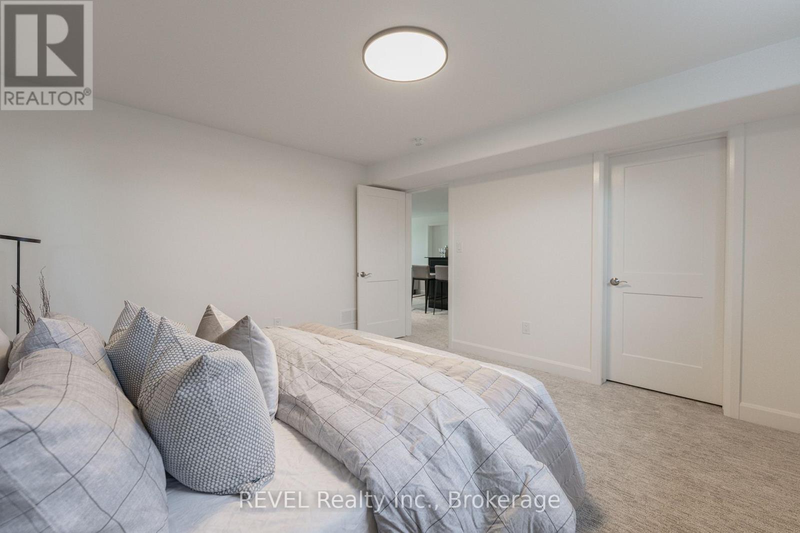 31 Harvest Drive, Niagara-On-The-Lake, Ontario  L0S 1J0 - Photo 28 - X13070078