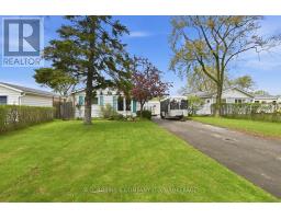 29 LANARK CRESCENT, St. Catharines, Ontario