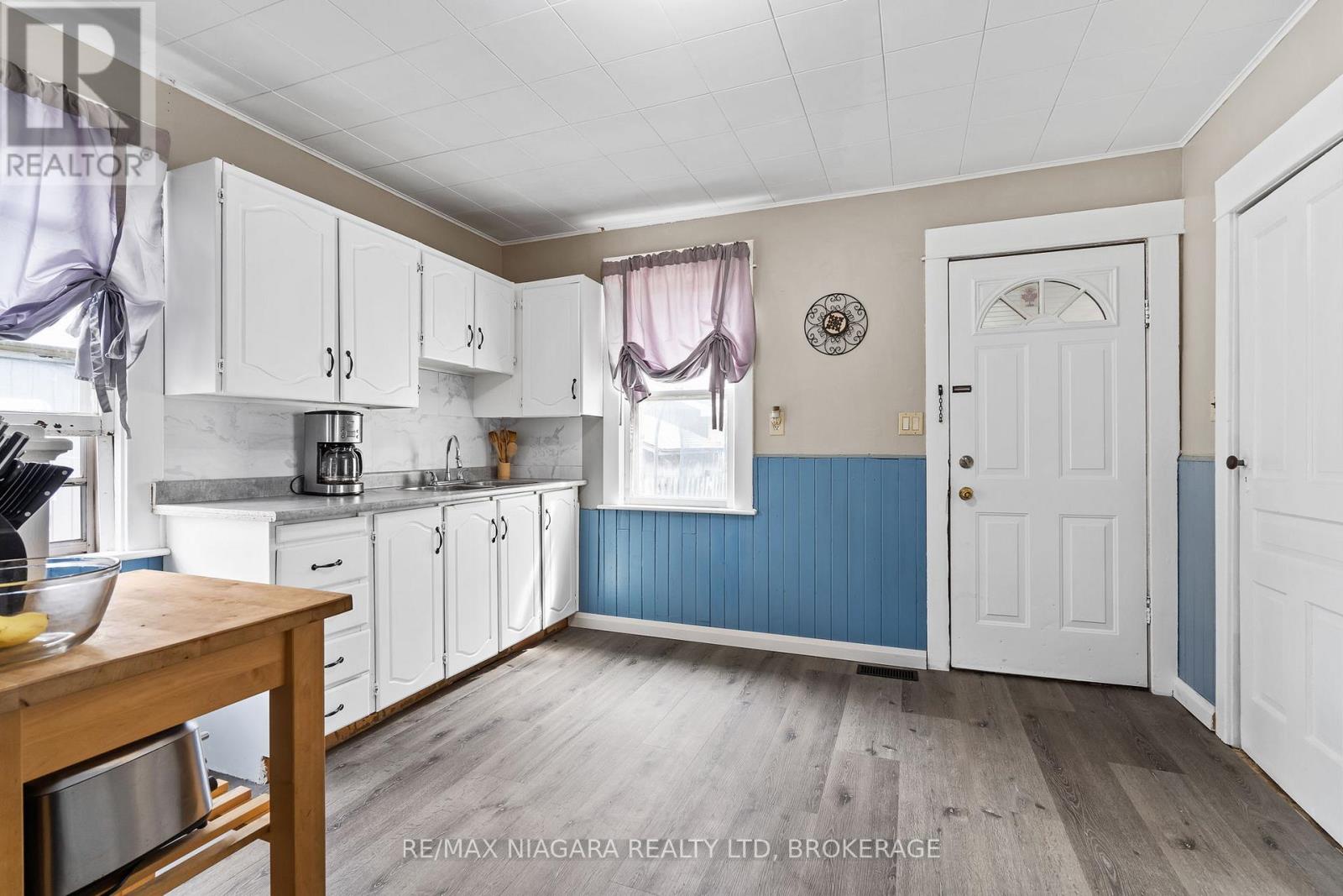 35 Deere Street, Welland, Ontario  L3B 2L7 - Photo 6 - X13099480