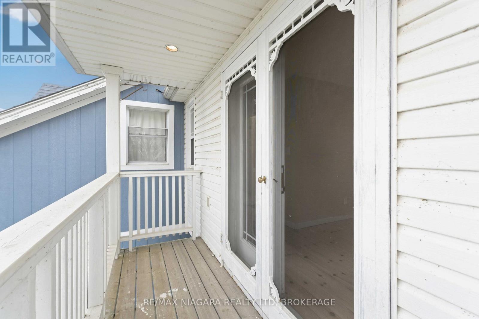 696 Lakeshore Road, Fort Erie, Ontario  L2A 1C1 - Photo 17 - X13099538