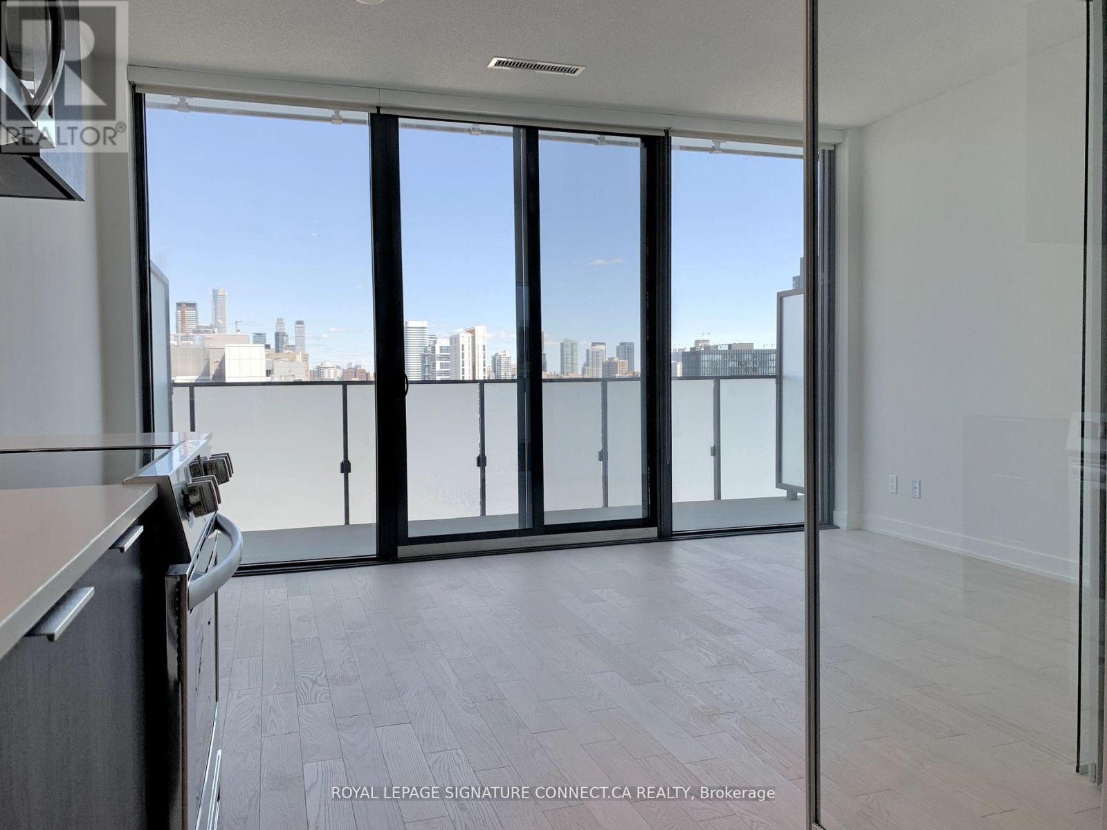 2413 - 25 Richmond Street E, Toronto, Ontario  M5C 0A6 - Photo 4 - C13099148
