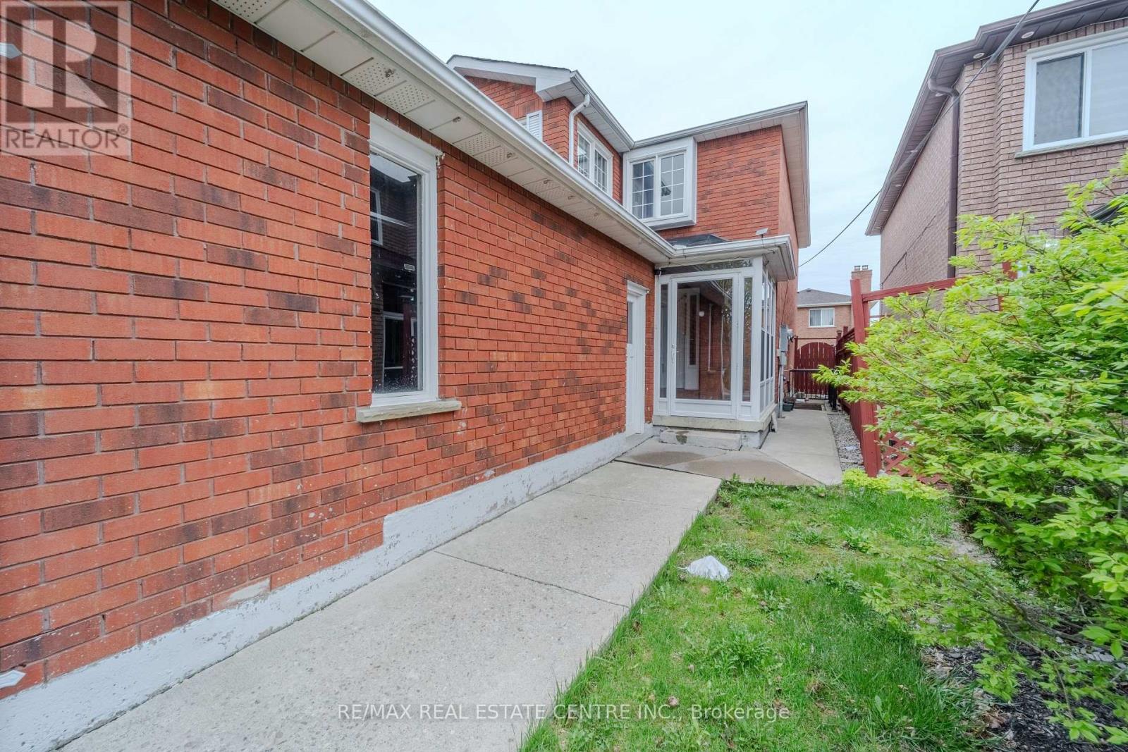 36 Kentucky Drive, Brampton, Ontario  L6Y 4E9 - Photo 39 - W13088160
