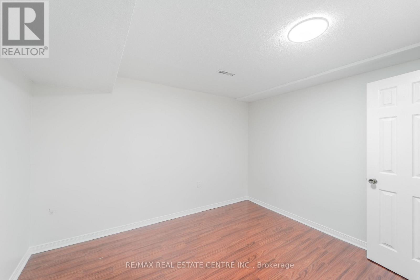 36 Kentucky Drive, Brampton, Ontario  L6Y 4E9 - Photo 33 - W13088160
