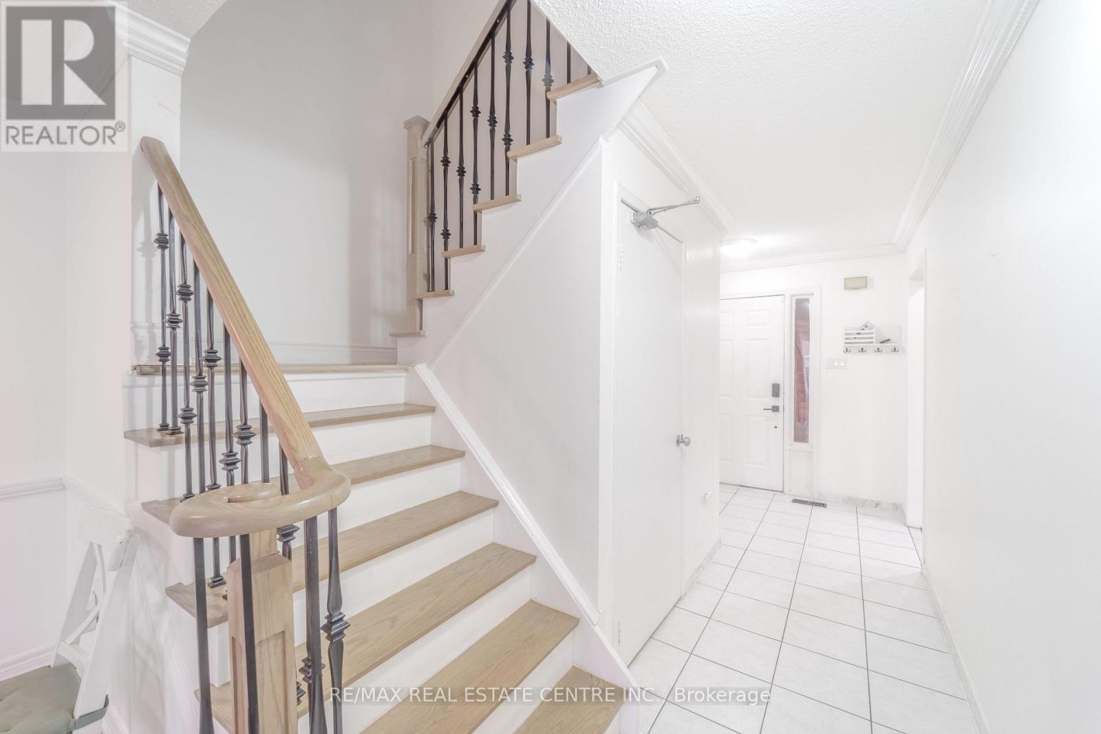 36 Kentucky Drive, Brampton, Ontario  L6Y 4E9 - Photo 15 - W13088160
