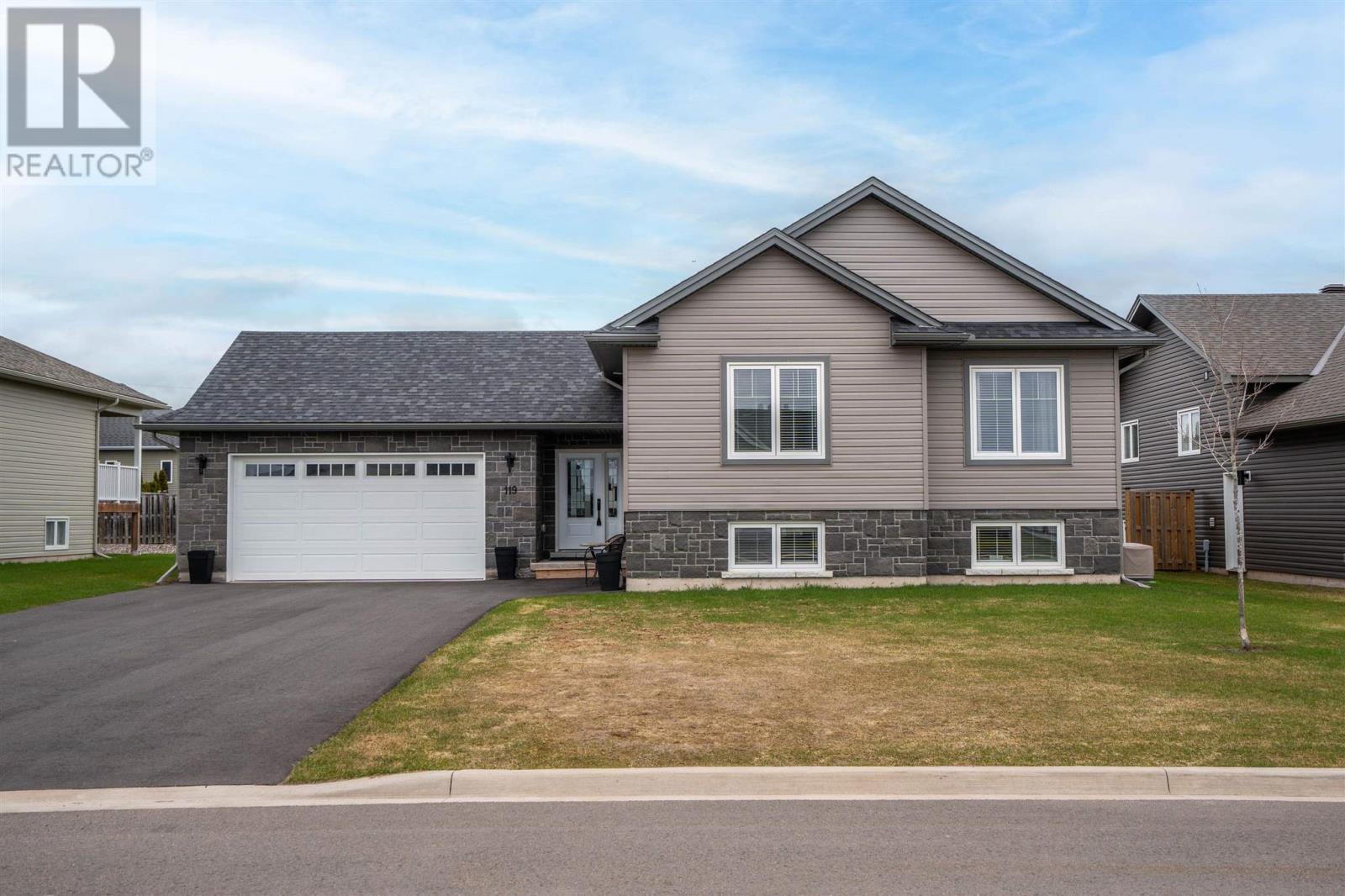 119 Chatfield DR, Sault Ste. Marie, Ontario