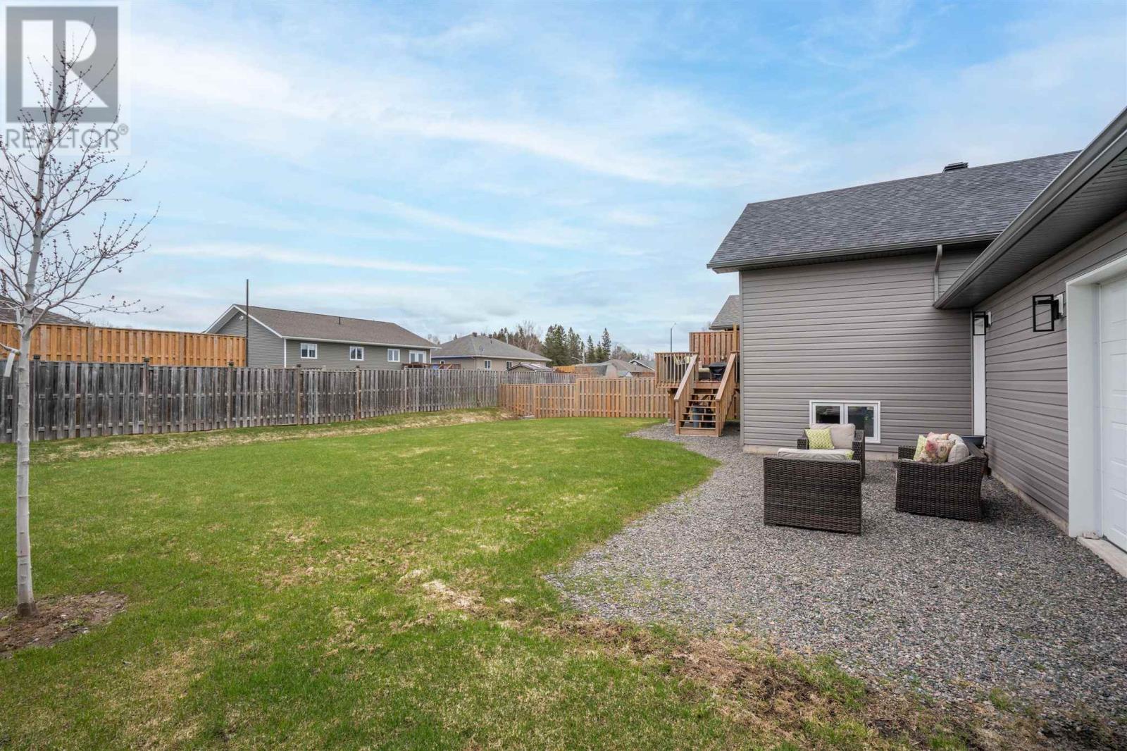 119 Chatfield Dr, Sault Ste. Marie, Ontario  P6A 0B5 - Photo 4 - SM260429