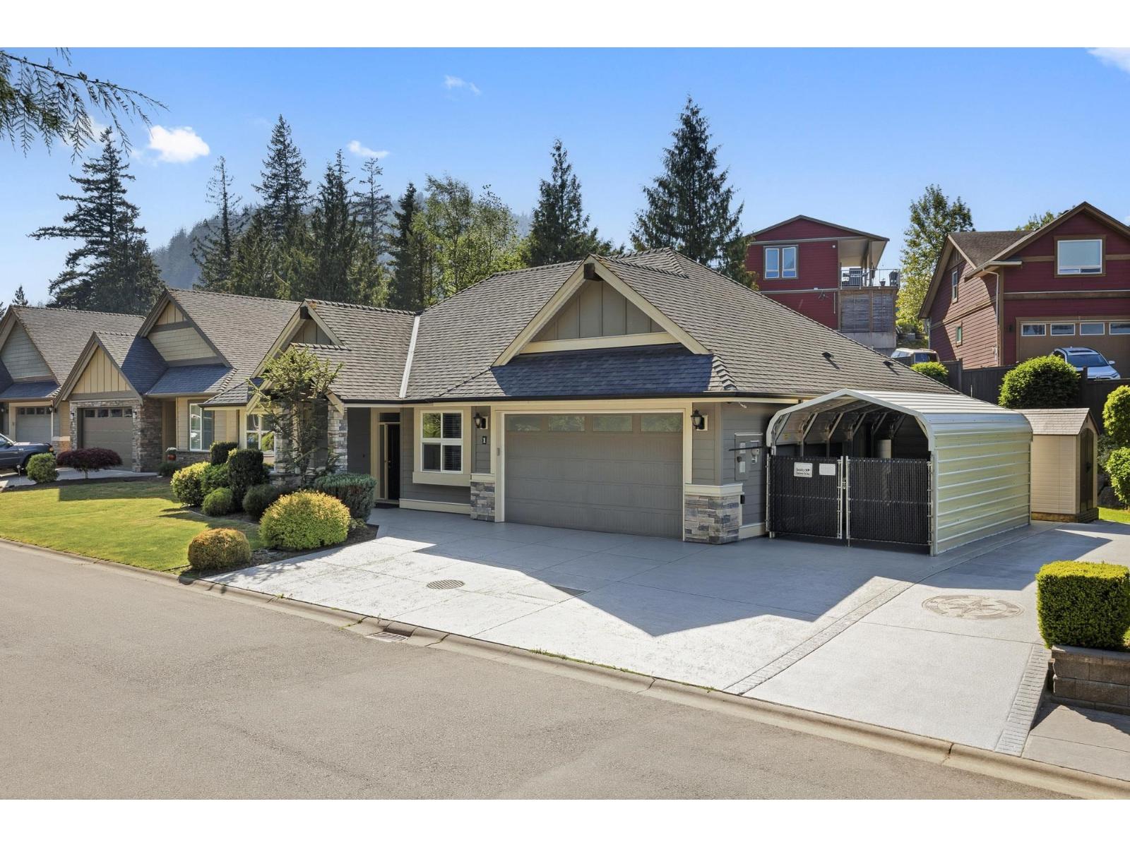 1 45348 MAGDALENA PLACE|Vedder Mountain, Cultus Lake, British Columbia