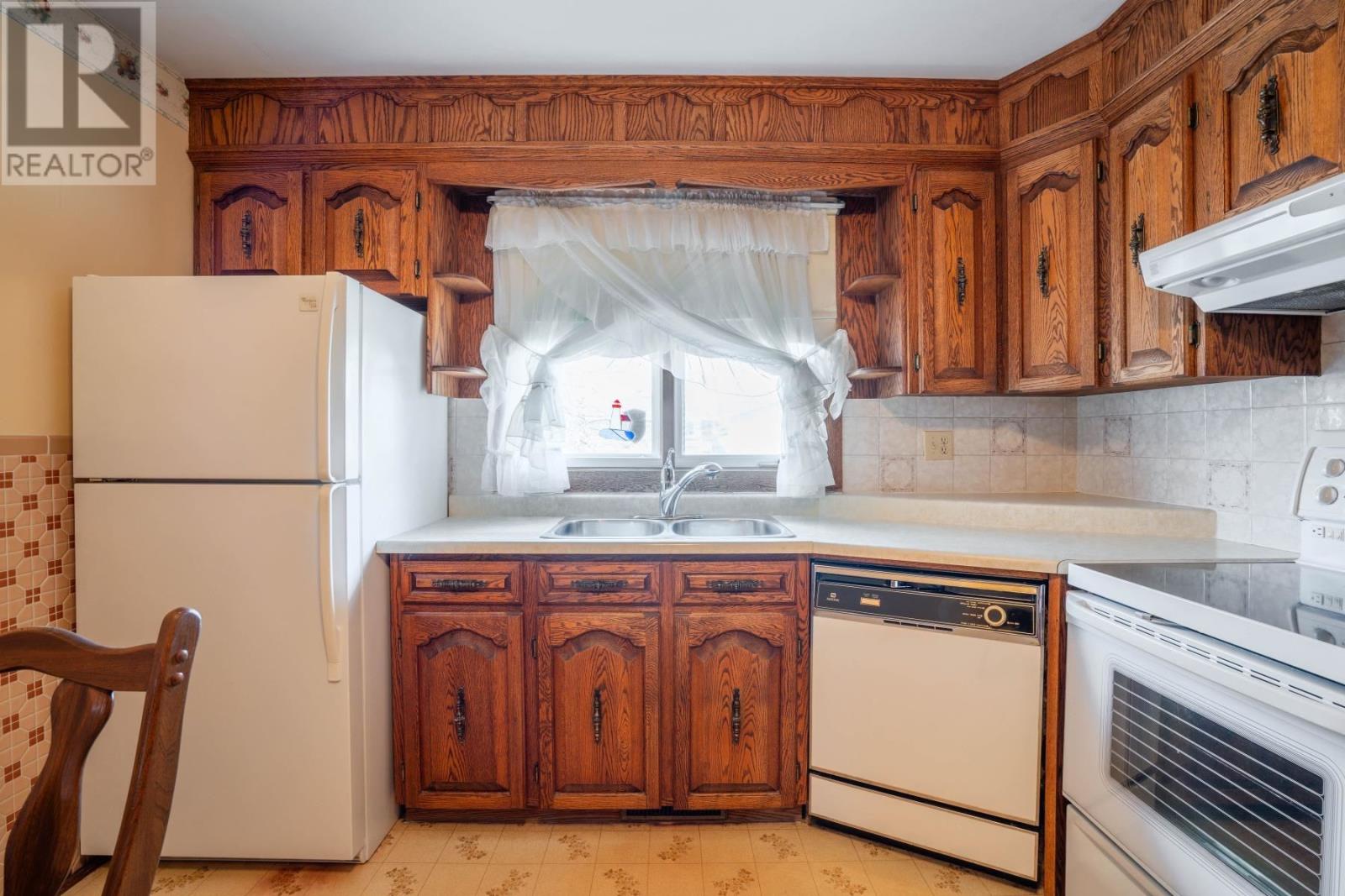 552 Sherbourne St, Sault Ste. Marie, Ontario P6C 3X7 - Photo 10 - SM260824