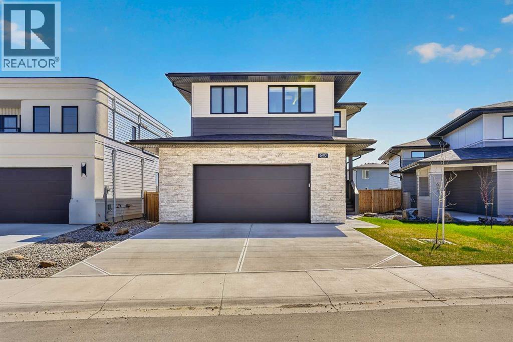 640 Devonia Road W, Lethbridge, Alberta  T1J 5W3 - Photo 2 - A2306974