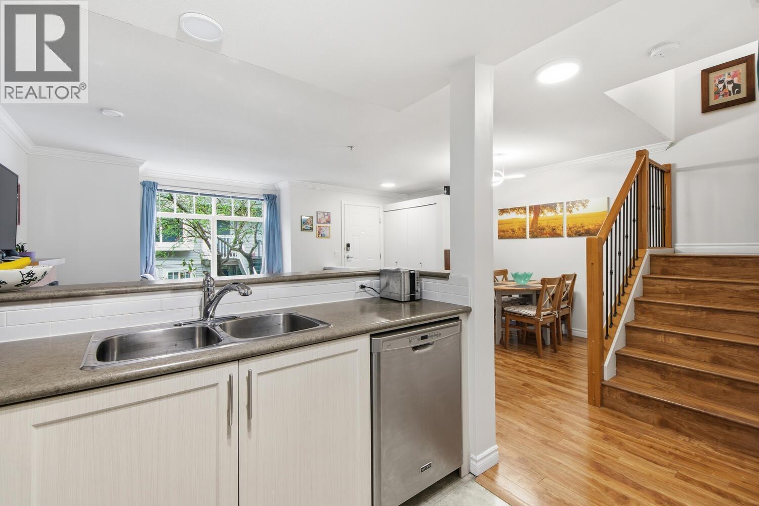 40 7488 Southwynde Avenue, Burnaby, British Columbia  V3N 5C6 - Photo 9 - R3121027