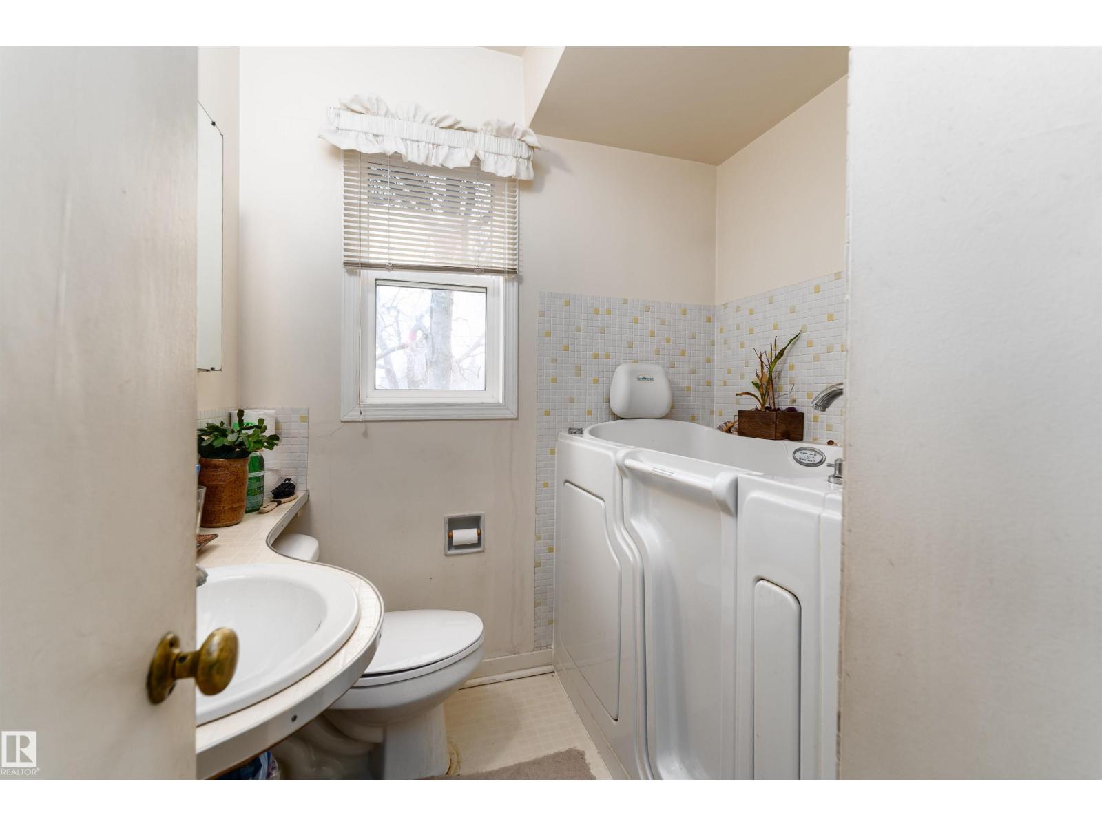 11315 75 Av Nw, Edmonton, Alberta  T6G 0H6 - Photo 16 - E4486392