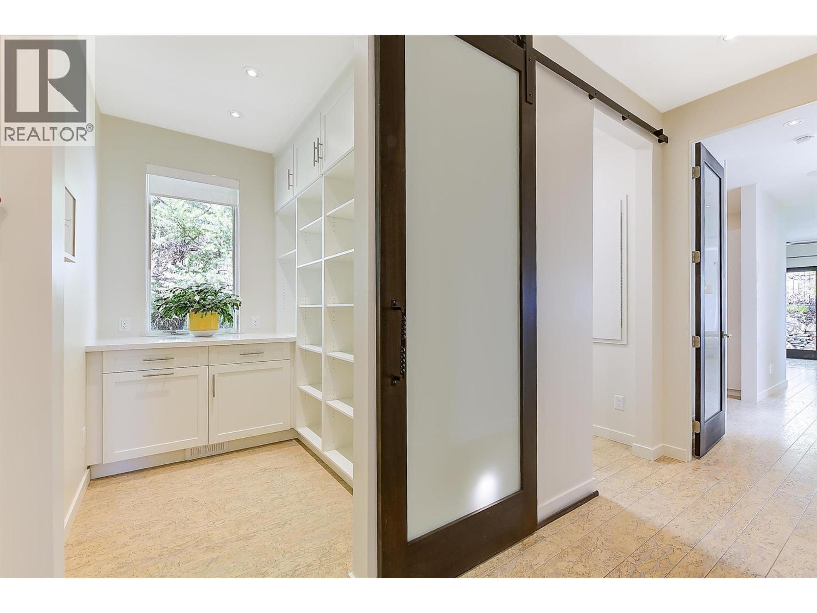 741 Pinehaven Court, Kelowna, British Columbia  V1V 2Y3 - Photo 27 - 10382672