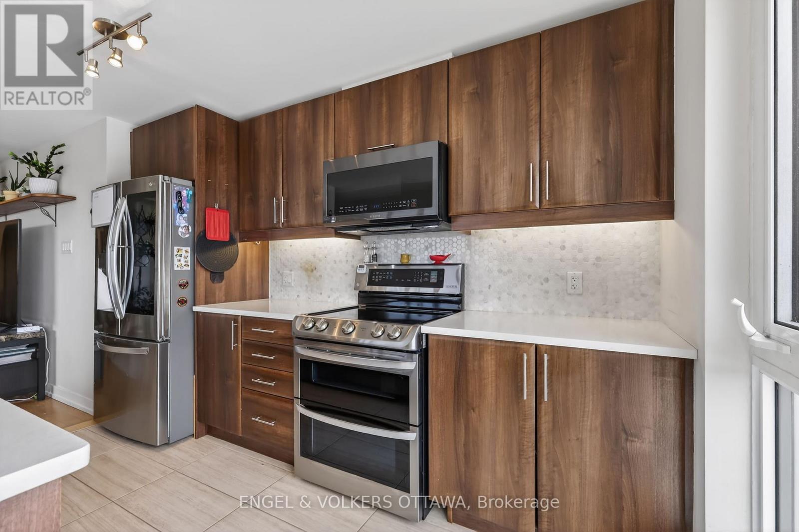 10 - 330 Titan Private, Ottawa, Ontario  K2G 1G3 - Photo 6 - X13099510