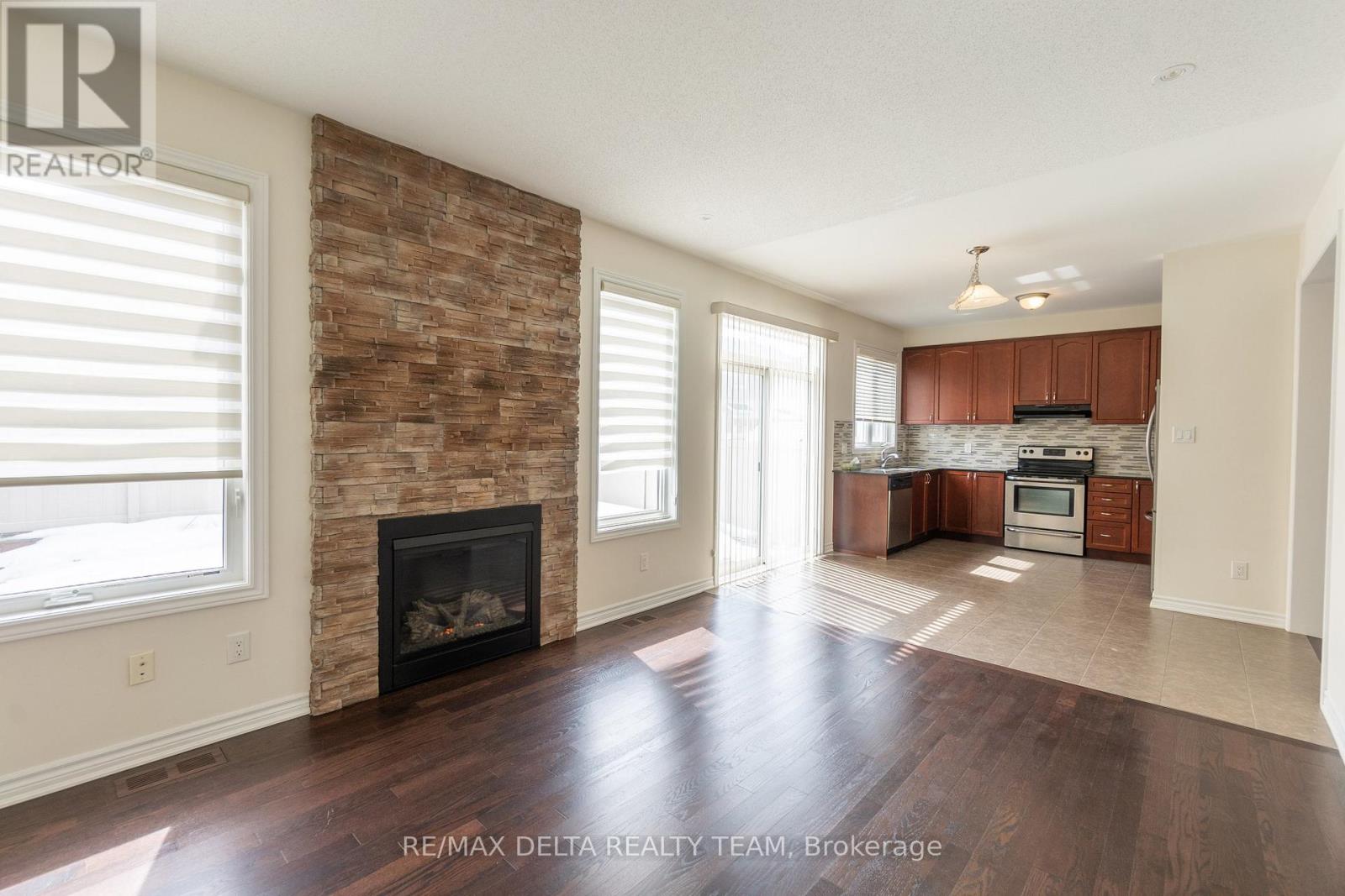 203 Flowing Creek Circle, Ottawa, Ontario  K2M 2R7 - Photo 10 - X13099512