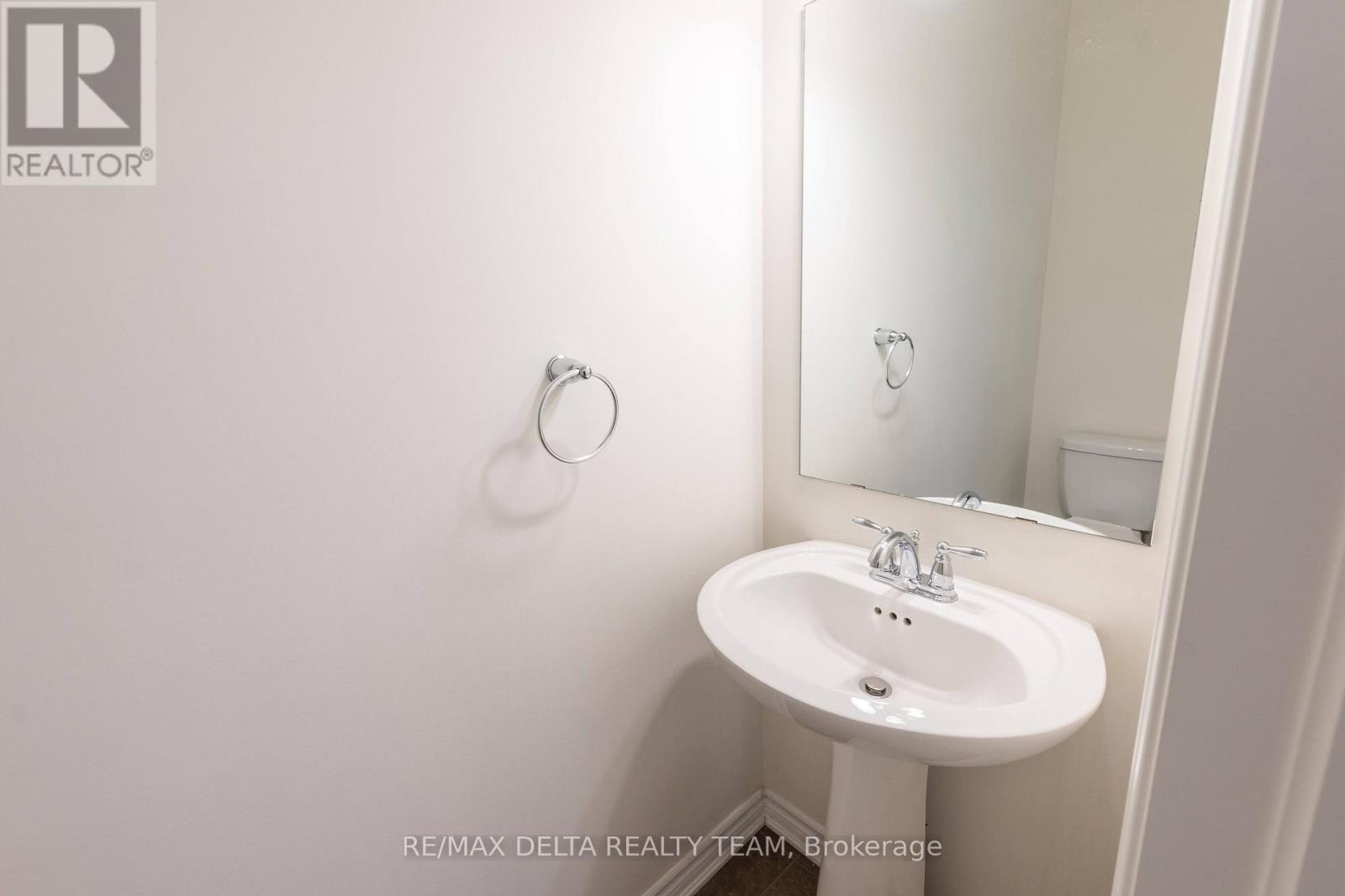 203 Flowing Creek Circle, Ottawa, Ontario  K2M 2R7 - Photo 15 - X13099512
