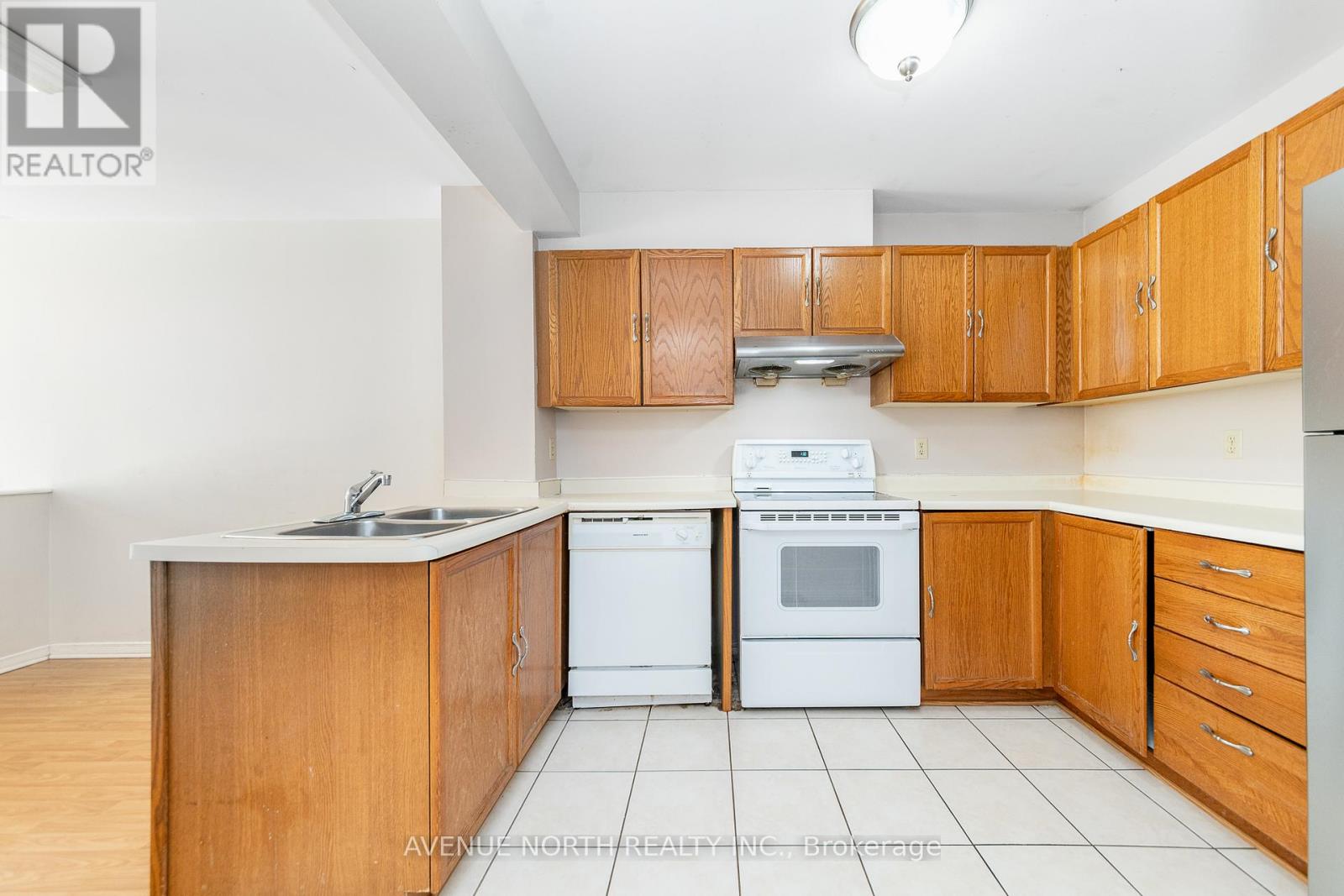 80 Woodbury Crescent, Ottawa, Ontario  K1G 5E1 - Photo 15 - X13099530