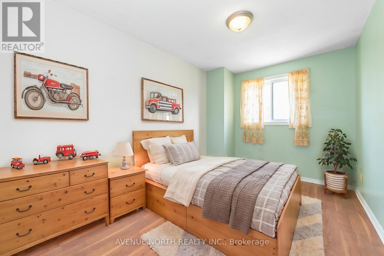 80 Woodbury Crescent, Ottawa, Ontario  K1G 5E1 - Photo 18 - X13099530